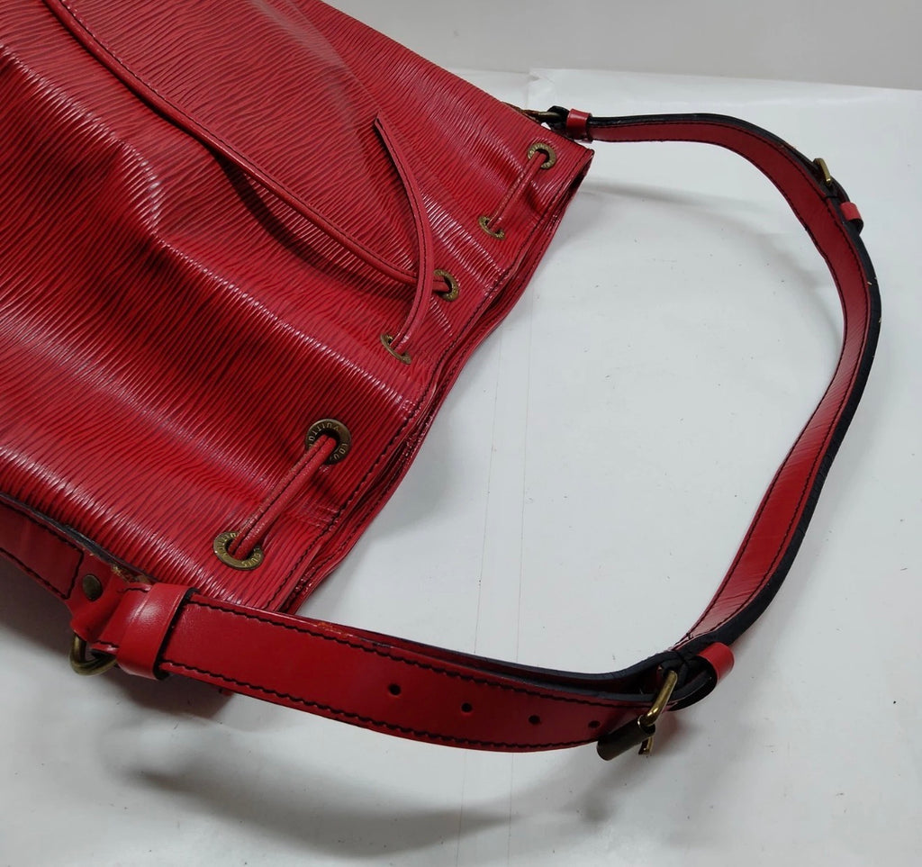 Louis Vuitton Vintage Epi Leather Petit Noé