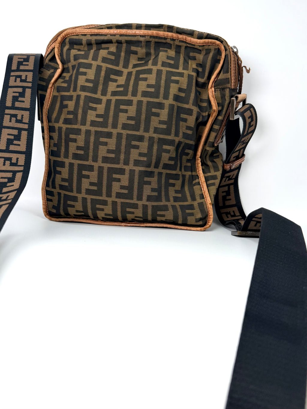 Fendi Crossbody – Traditional Zucca Print with Extra-Long Strap
