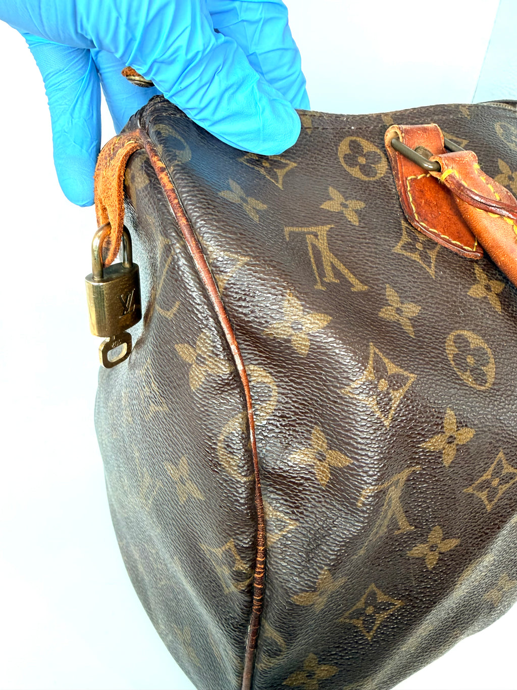 Louis Vuitton Speedy 30 ( Lock included)