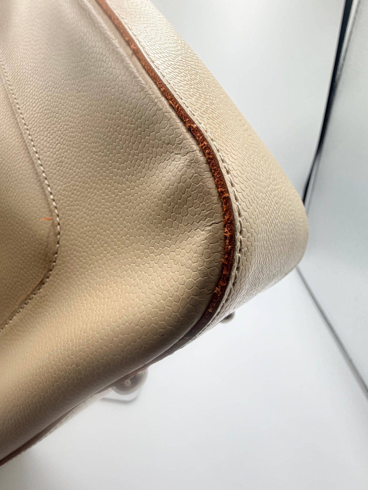 Givenchy Maroquinerie Beige Leather 4G Logo Shoulder Bag