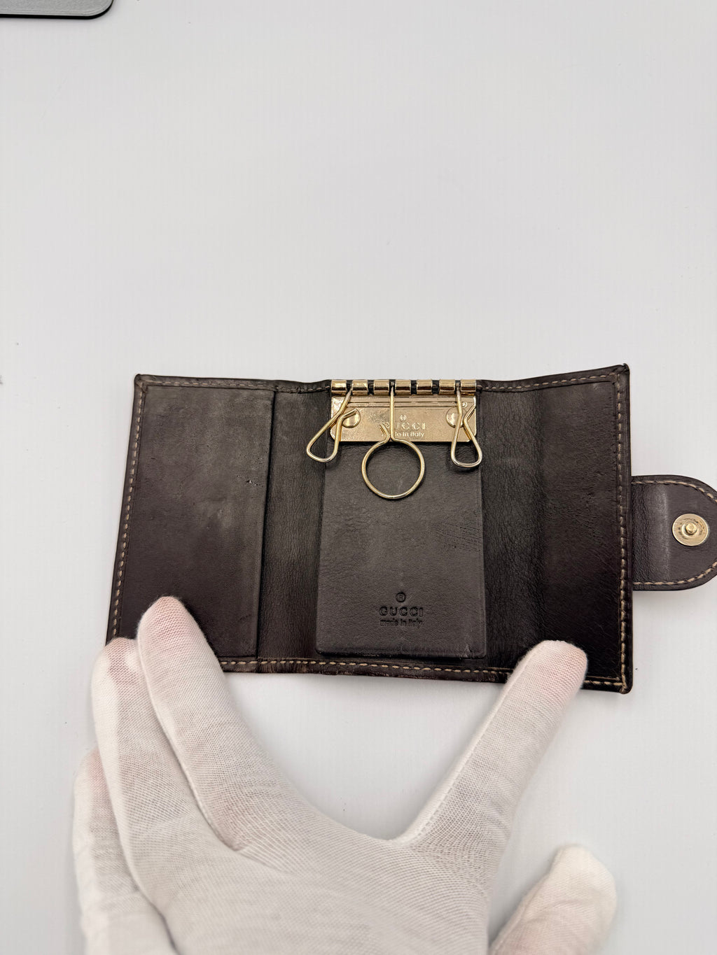 Gucci GG Canvas Heart Logo 6-Hook Key Case