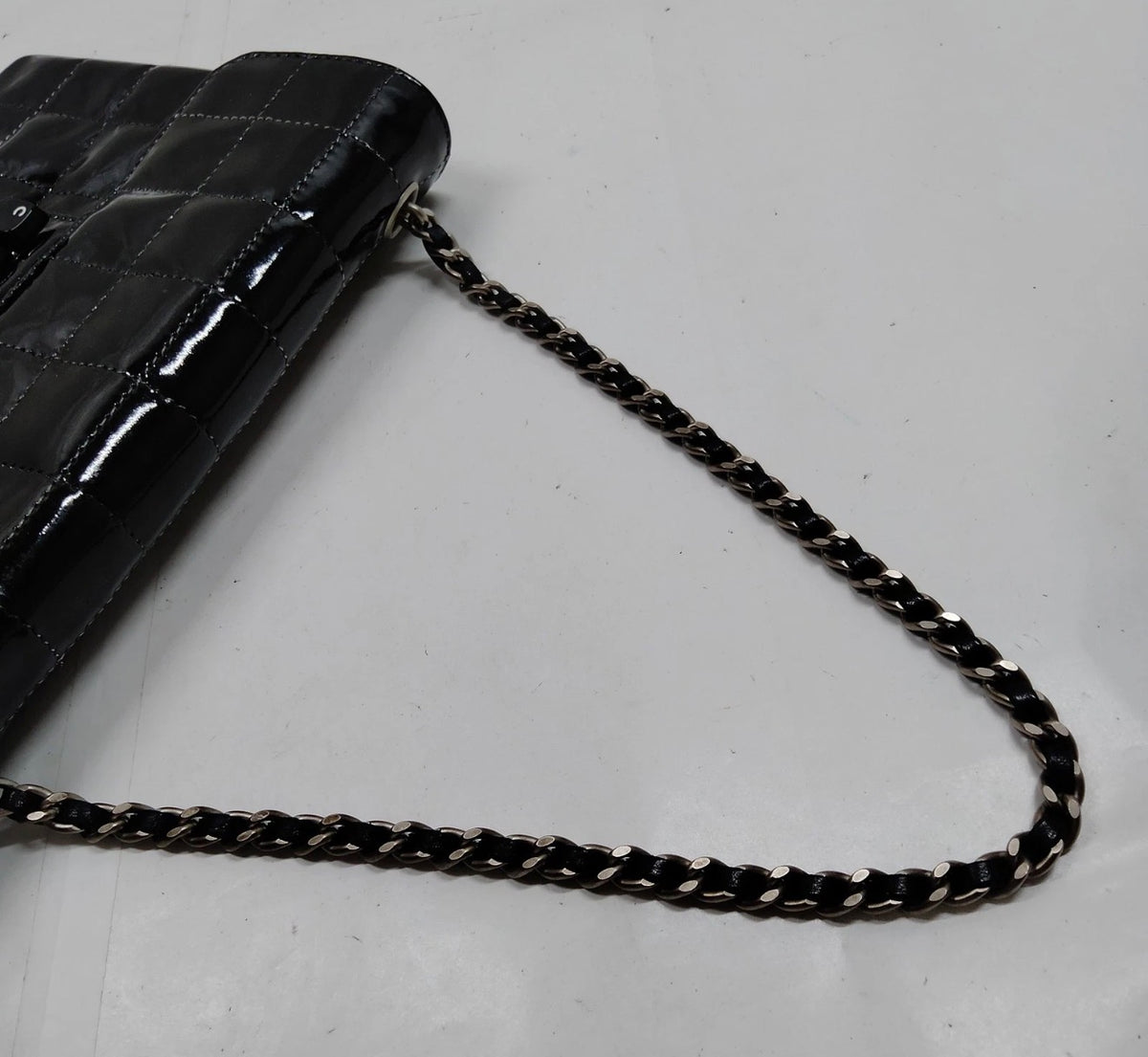 Chanel Digital Patent Leather Chocolate Bar Chain Shoulder Bag