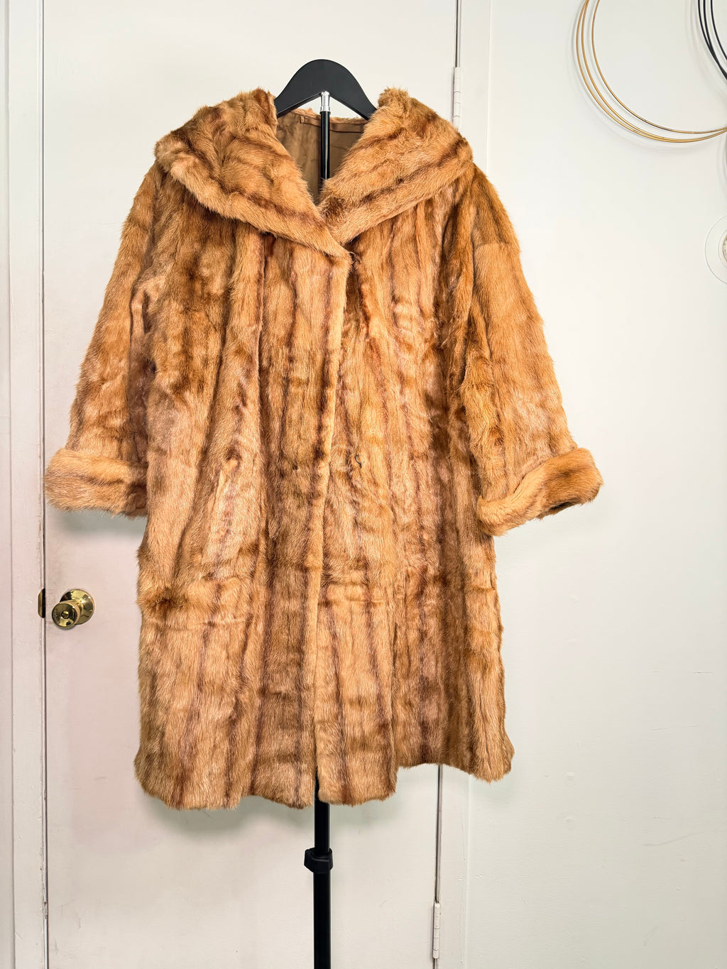 Vintage Mink Fur Coat – Golden Honey Brown (Large)