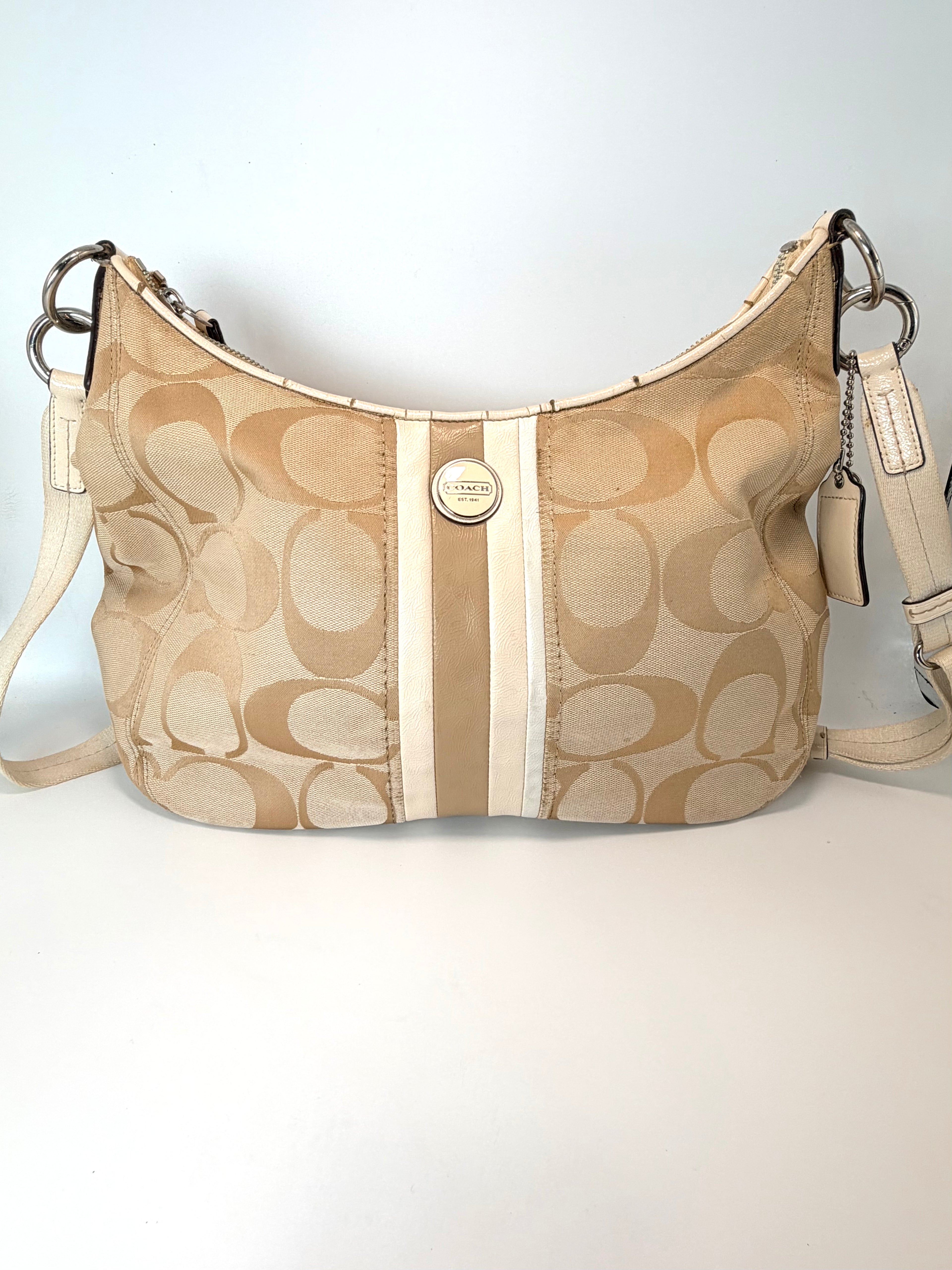 COACH Soho Signature Hobo – Beige / Cream