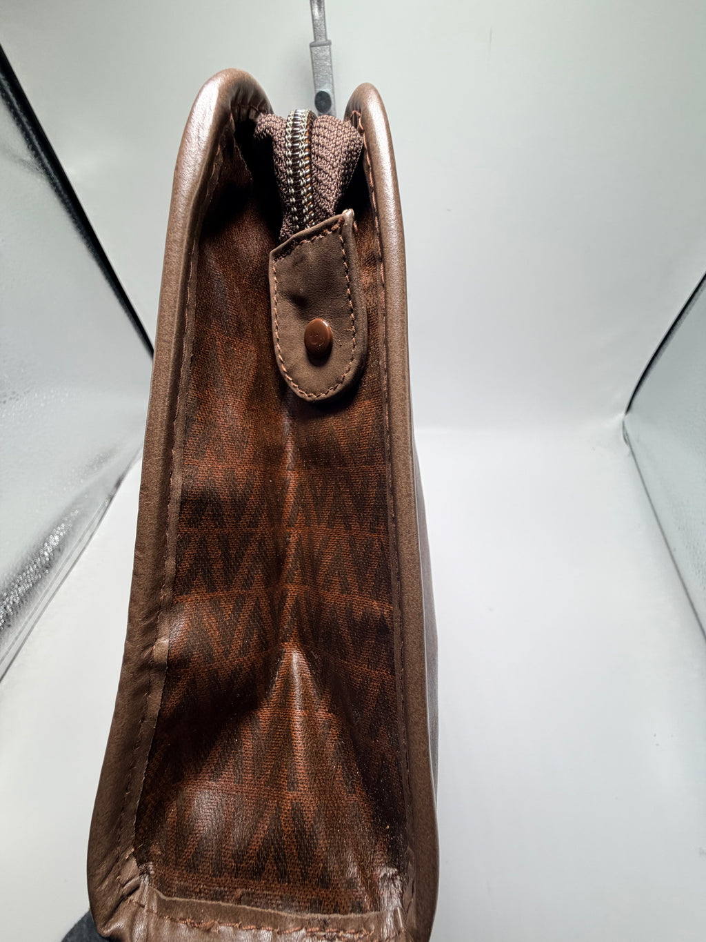 Valentino Leather Clutch – Brown Chevron V Logo