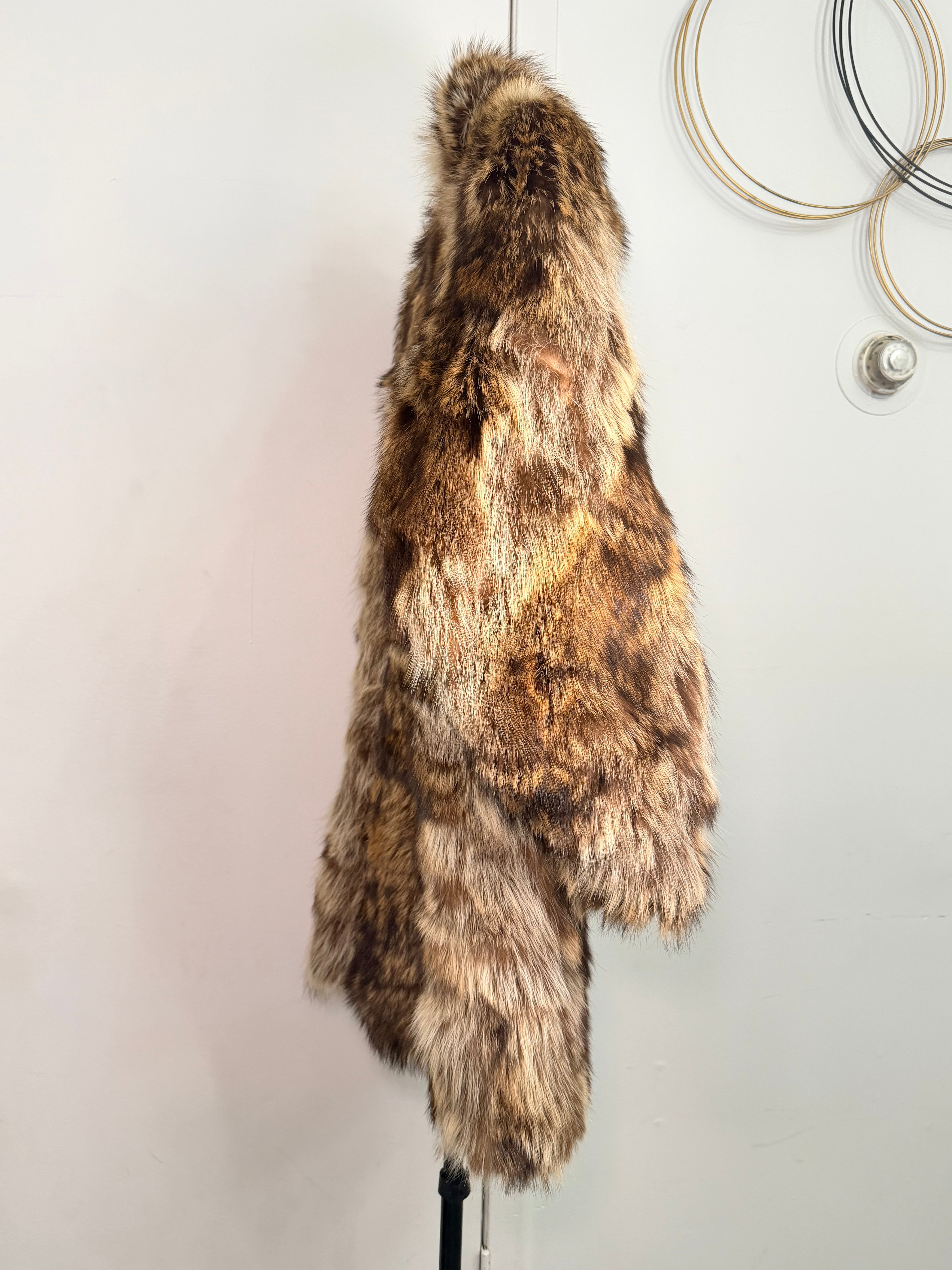 Vintage Finn Raccoon Fur Coat – Golden Brown Multi-Tone (Large)