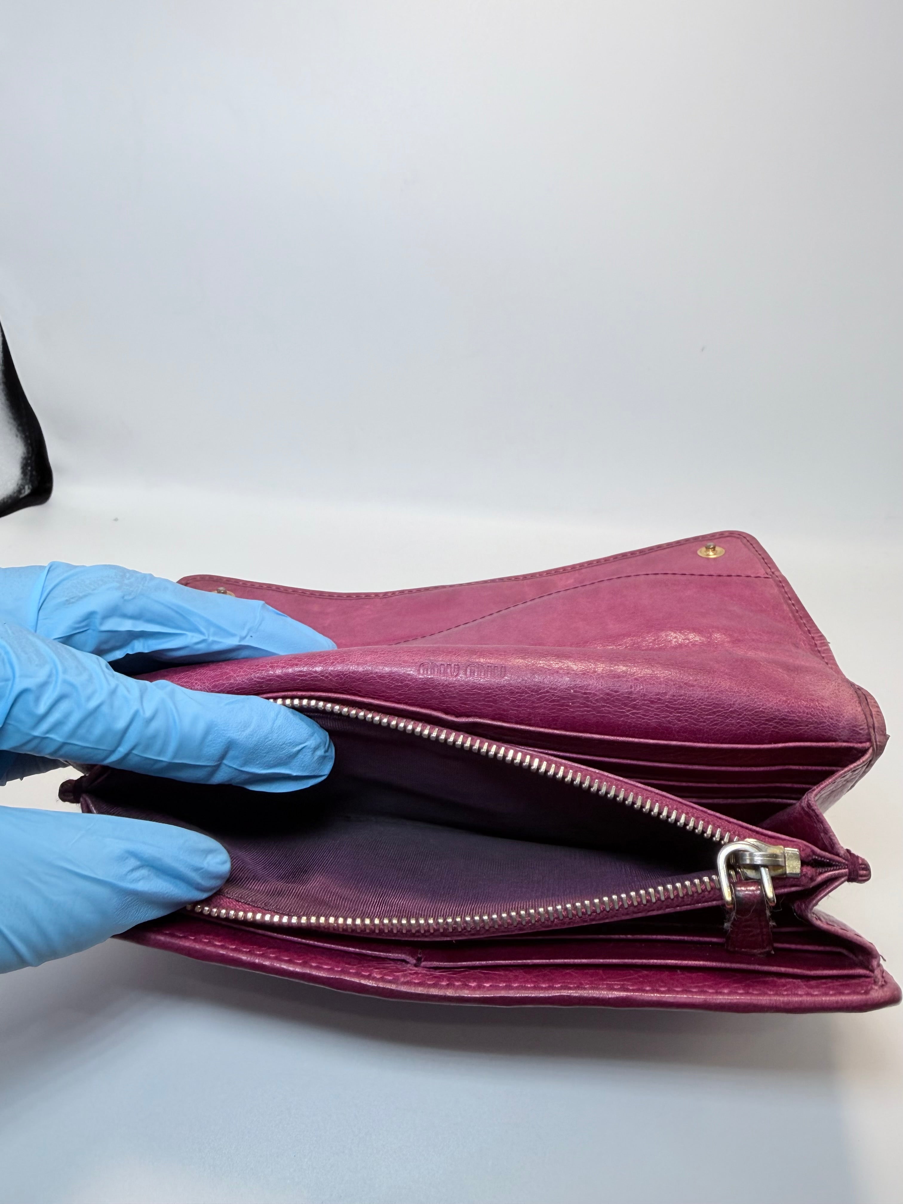 Vintage Miu Miu Leather Wallet - Pink