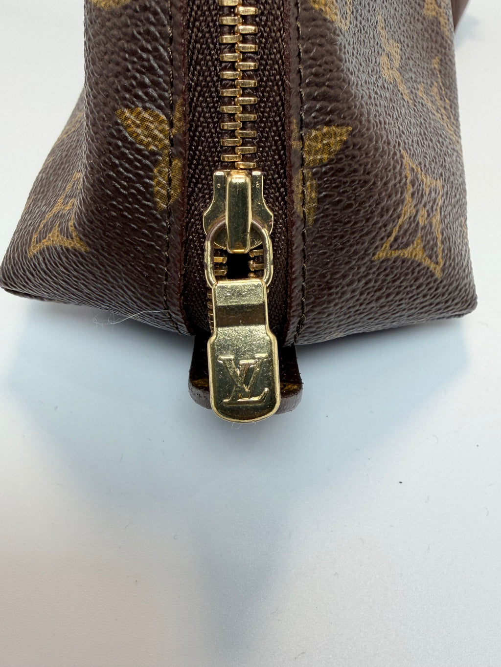 LOUIS VUITTON Monogram Trousse Demi Ronde Cosmetic Pouch