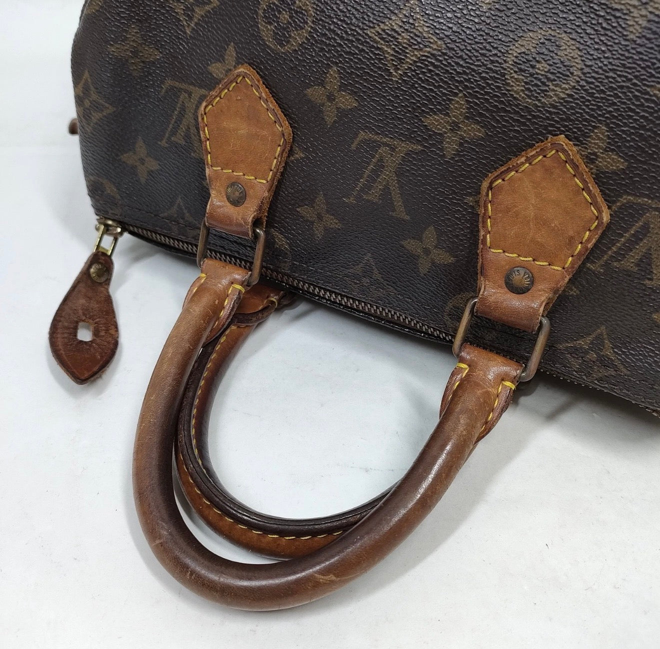 Louis Vuitton Speedy 25 Monogram Canvas – All Tabs