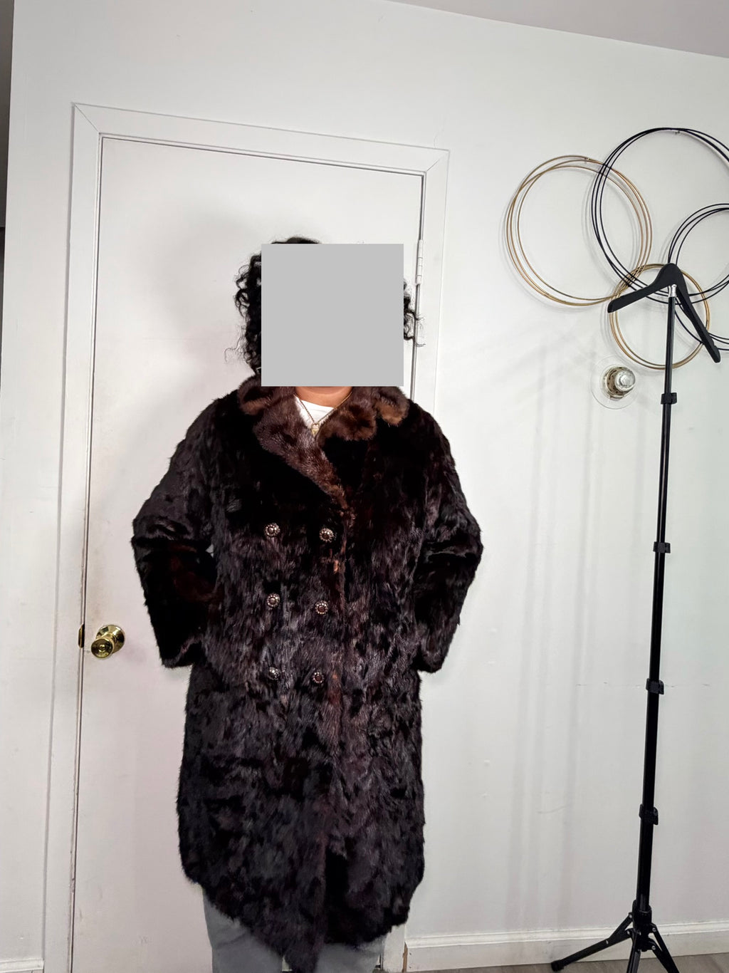 Vintage Mink Fur Coat with Jeweled Buttons – Espresso Noir (Large / XL)