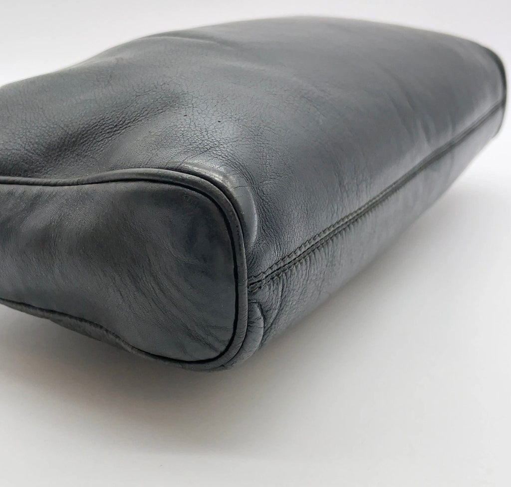 Gucci Vintage XL Leather Clutch