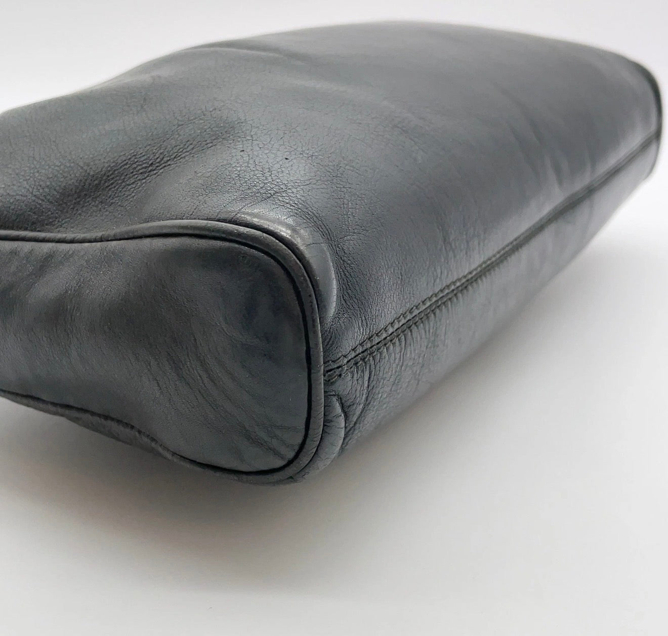 Gucci Vintage XL Leather Clutch
