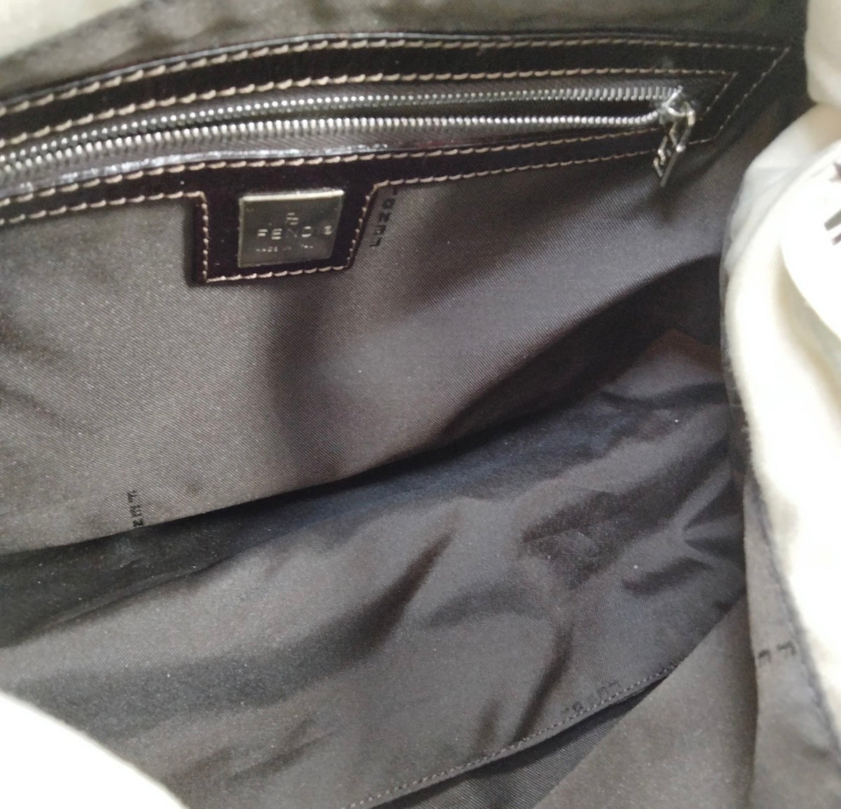 Fendi Mama Baguette – Ivory
