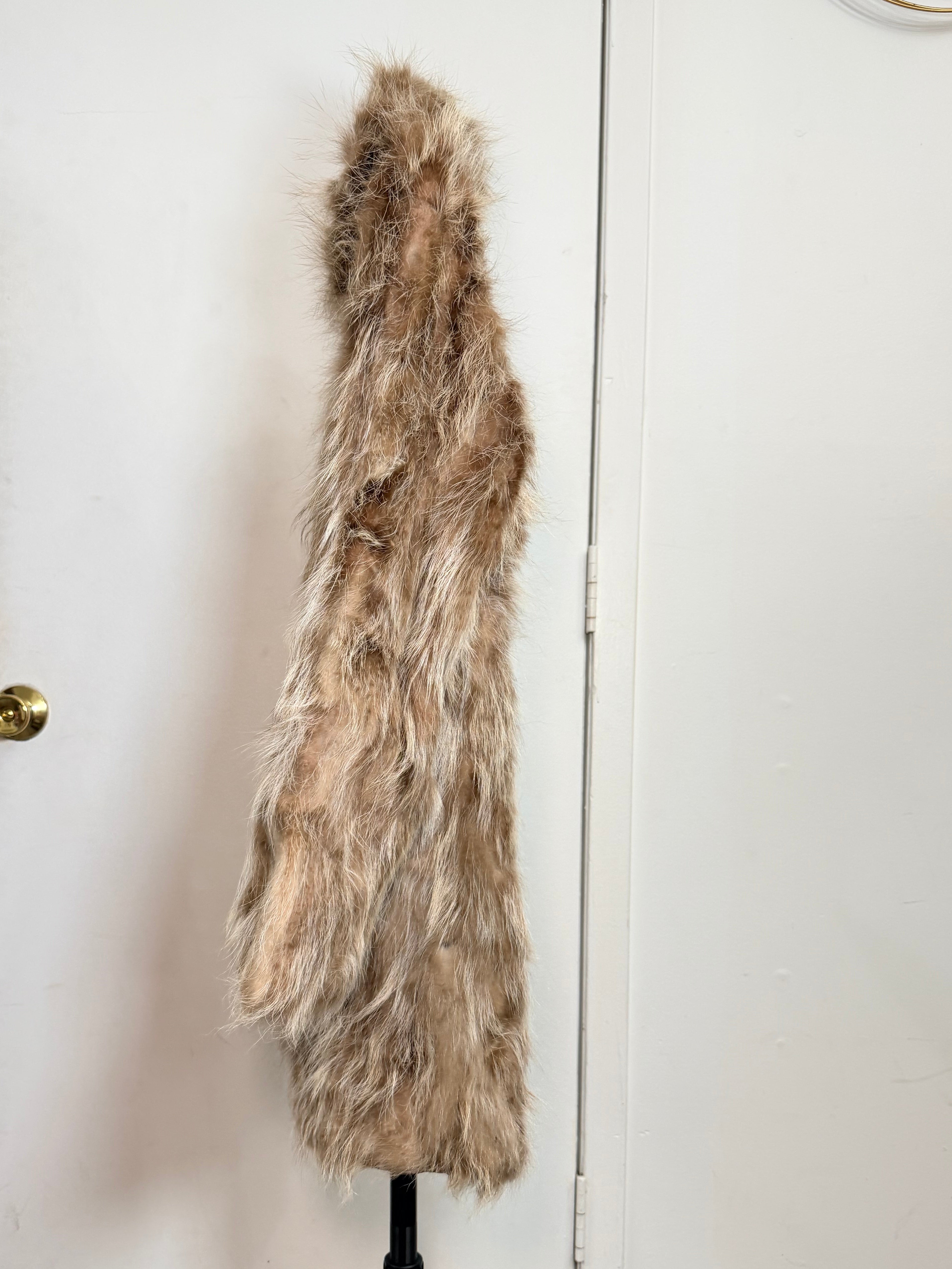 Vintage Finnish Raccoon Fur Coat (Natural) – Medium 013