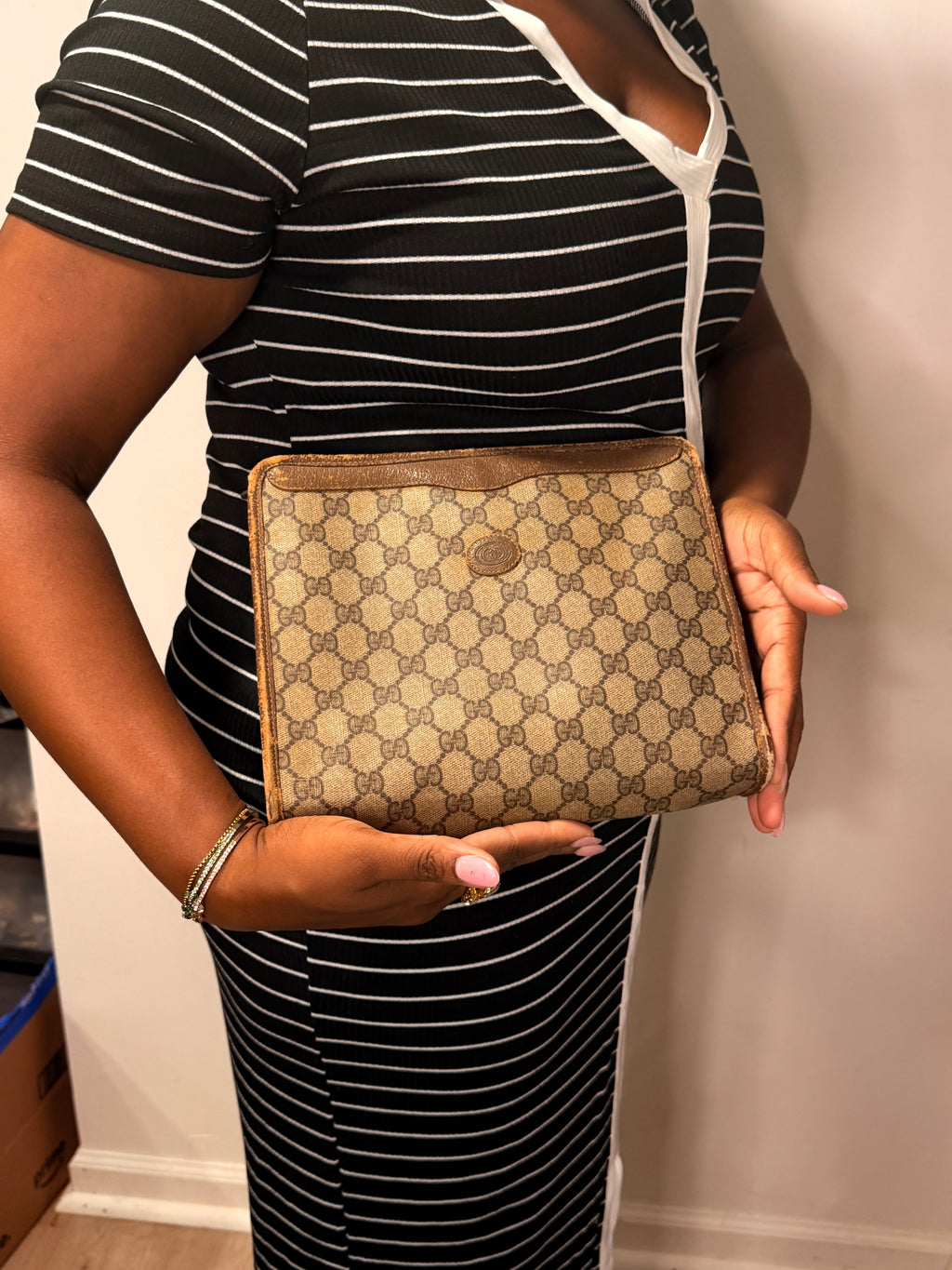 Gucci GG Supreme Monogram Portfolio Clutch