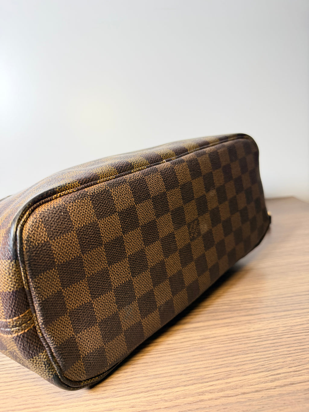 Louis Vuitton Damier Ebene Neverfull PM – Red Limited Edition Interior
