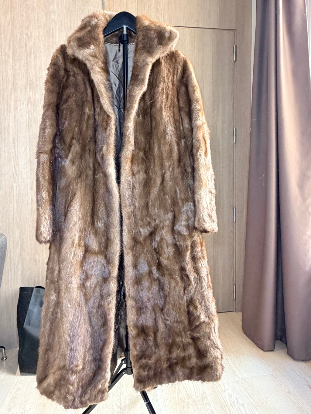 Vintage Brown Mink Fur Coat – M- 020
