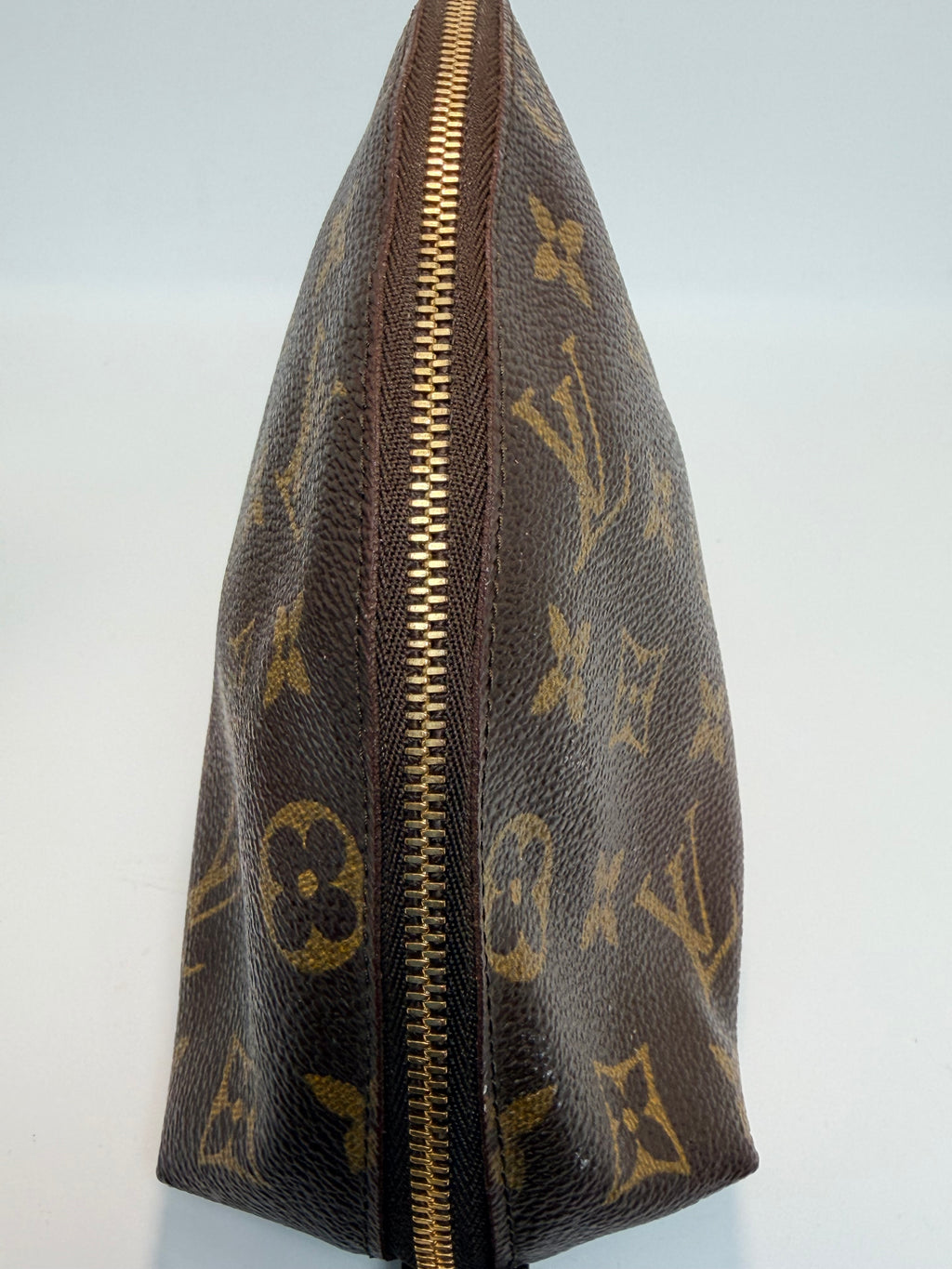 LOUIS VUITTON Monogram Trousse Demi Ronde Cosmetic Pouch