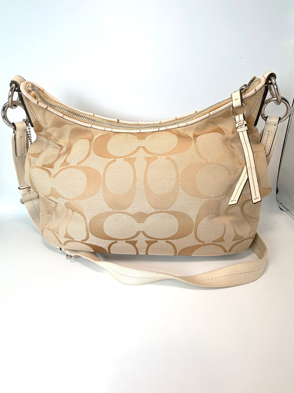 COACH Soho Signature Hobo – Beige / Cream