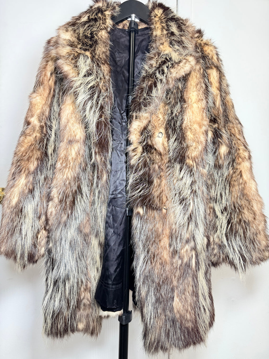 Vintage Natural Finn Raccoon Fur Coat - Large 046