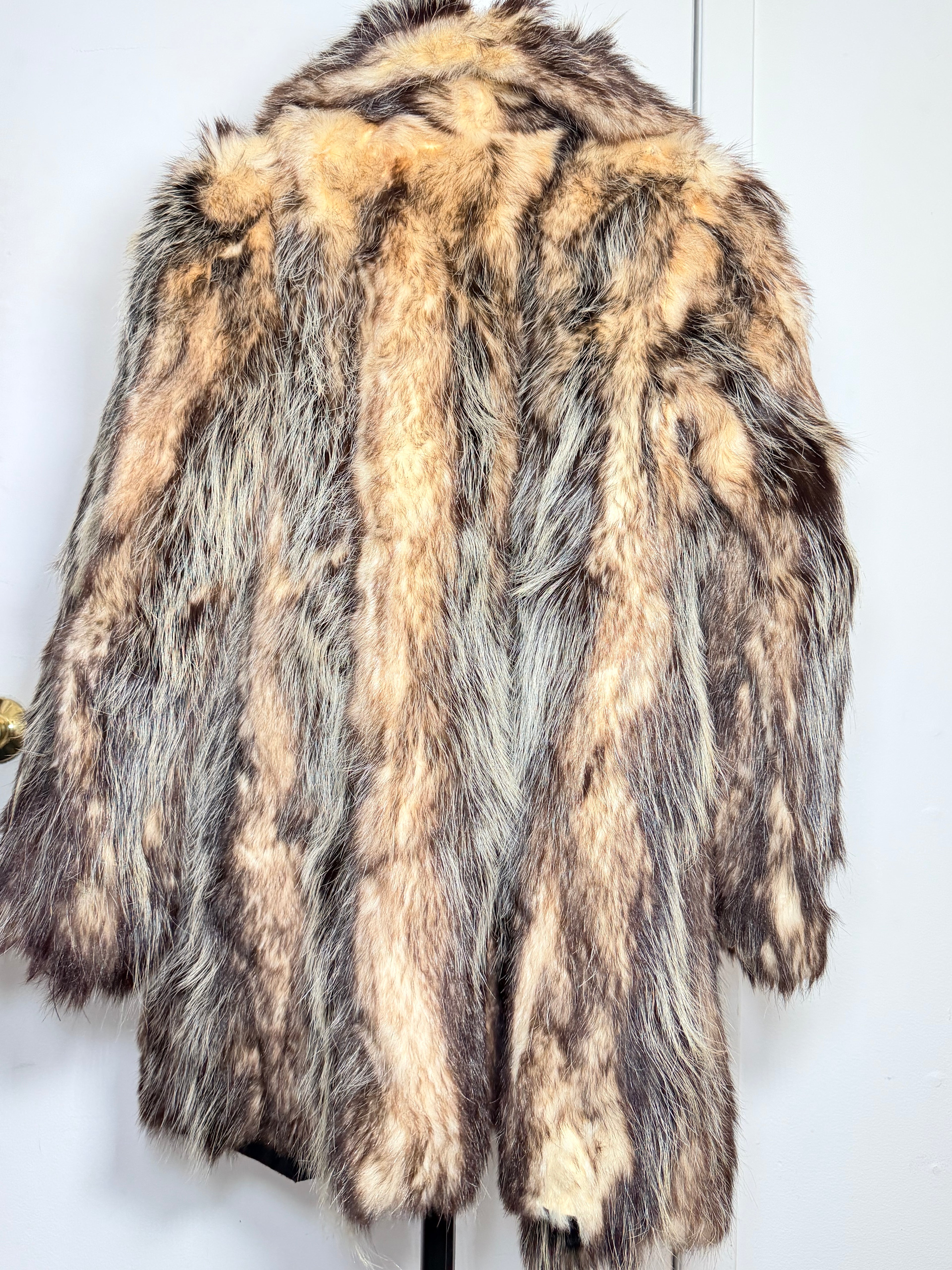 Vintage Natural Finn Raccoon Fur Coat - Large 046