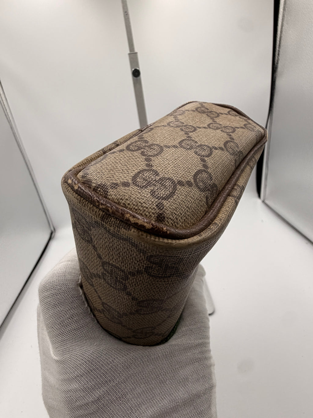 Gucci GG Supreme Web Cosmetic Pouch / Toiletry Case