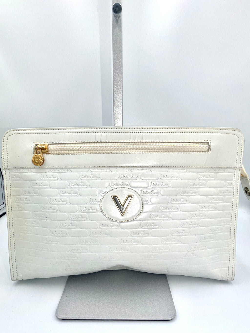 Valentino Garavani V Logo Embossed Clutch – Ivory