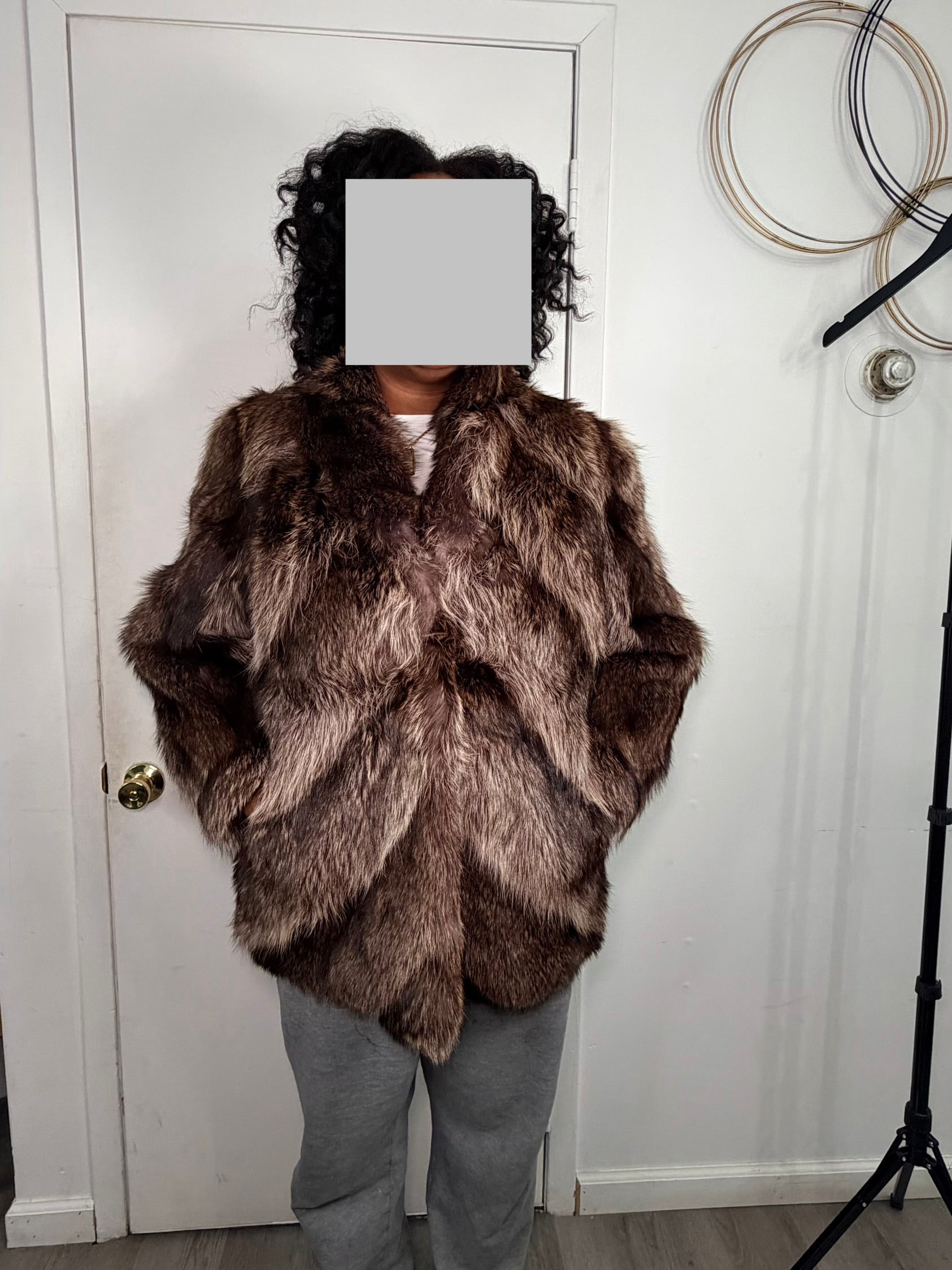 Vintage Raccoon Fur Coat – Natural Brown Tones (Medium / Large)