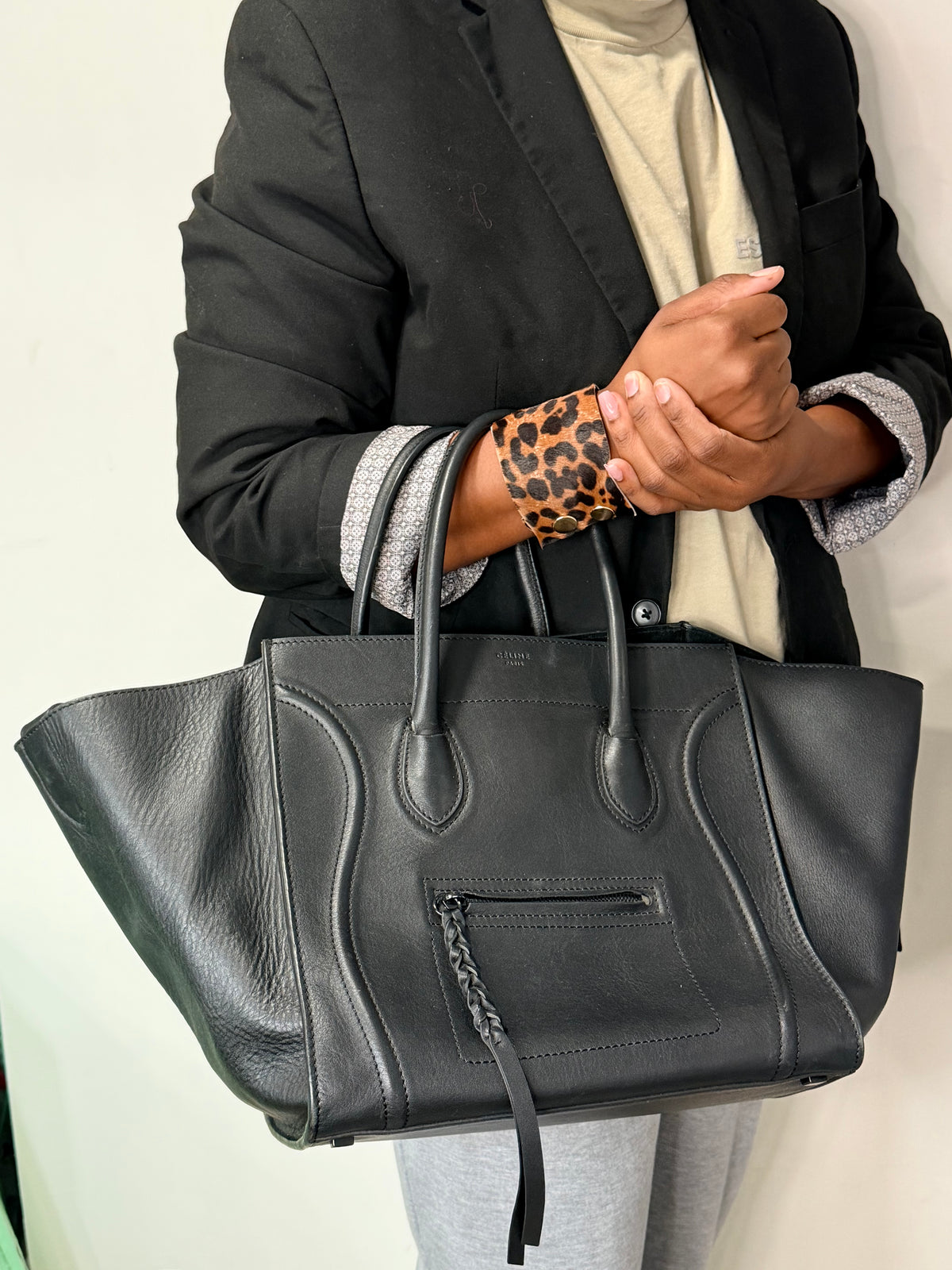 Givenchy Maroquinerie Beige Leather 4G Logo Shoulder Bag