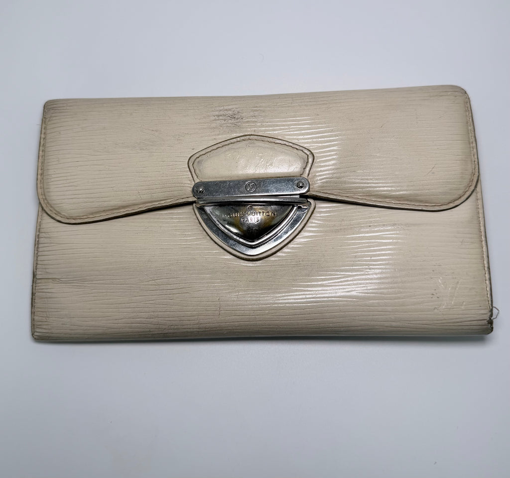 White Epi Louis Vuitton Wallet