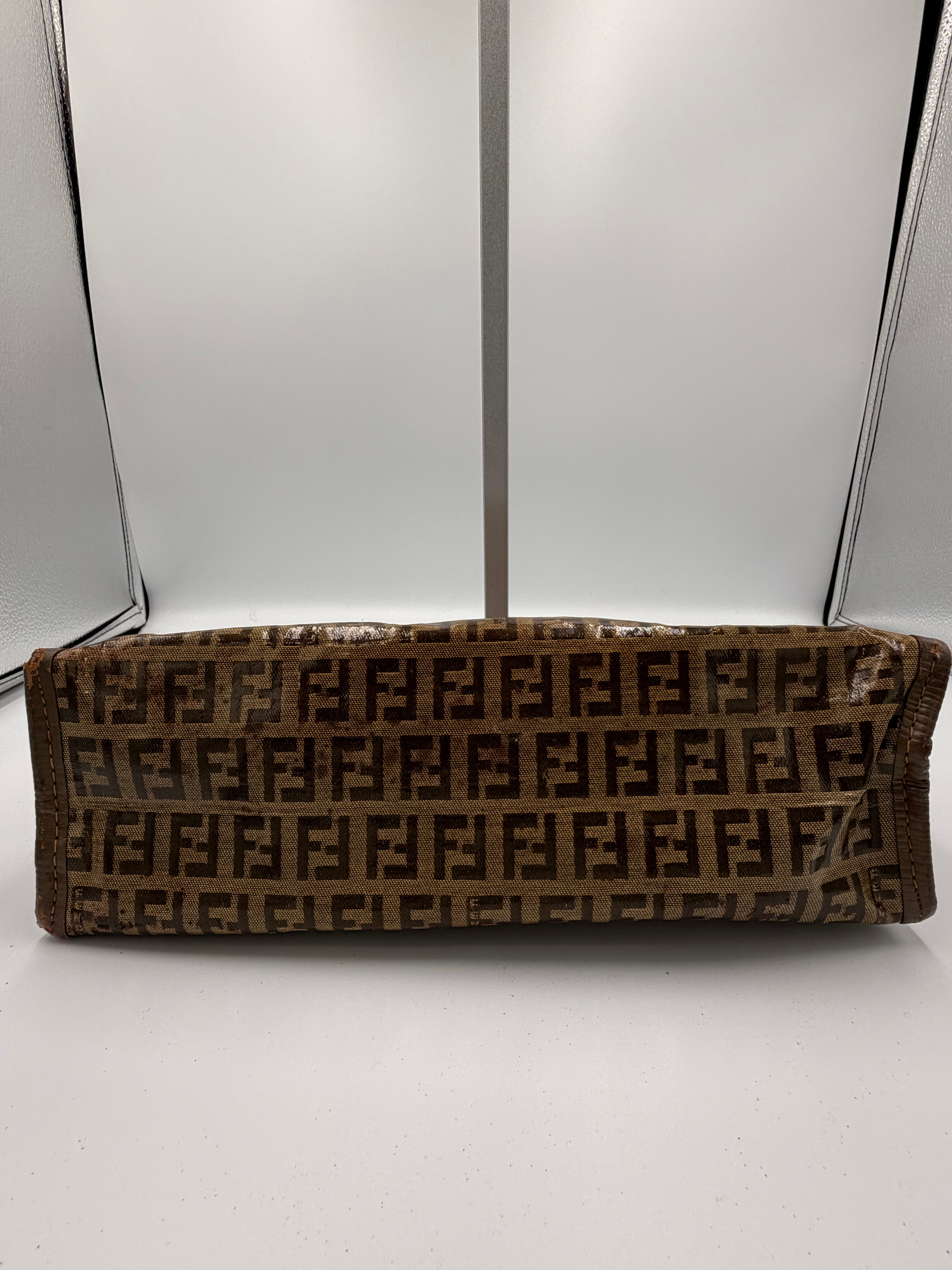 FENDI Vintage Zucca Logo Clutch – Brown Coated Canvas
