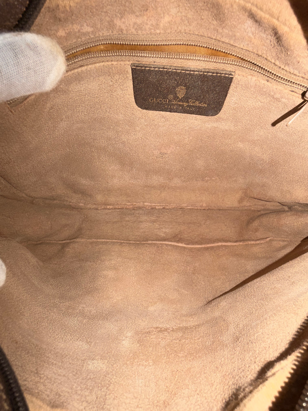 Gucci GG Supreme Clutch / Travel Case