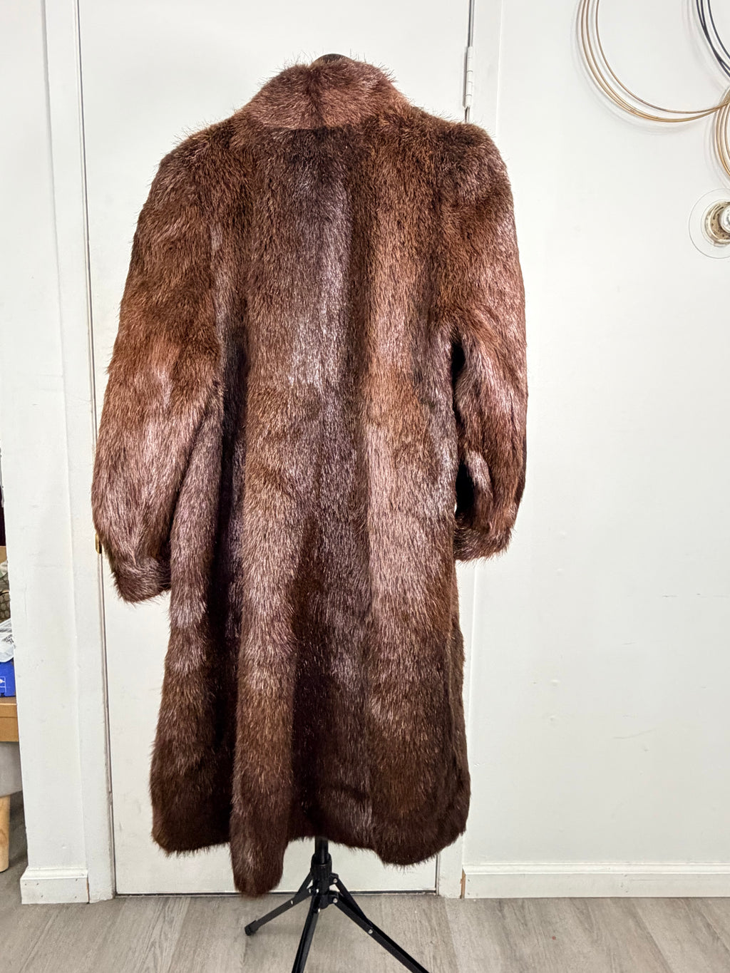 Vintage Sheared Beaver Fur Coat – Rich Chocolate Brown (Medium)