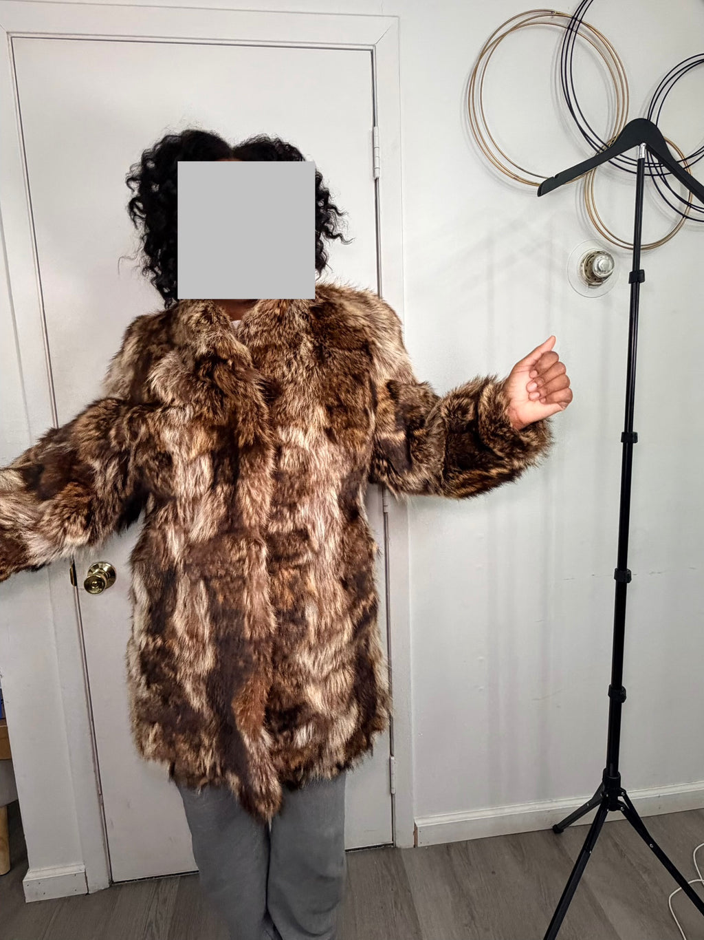 Vintage Finn Raccoon Fur Coat – Golden Brown Multi-Tone (Large)