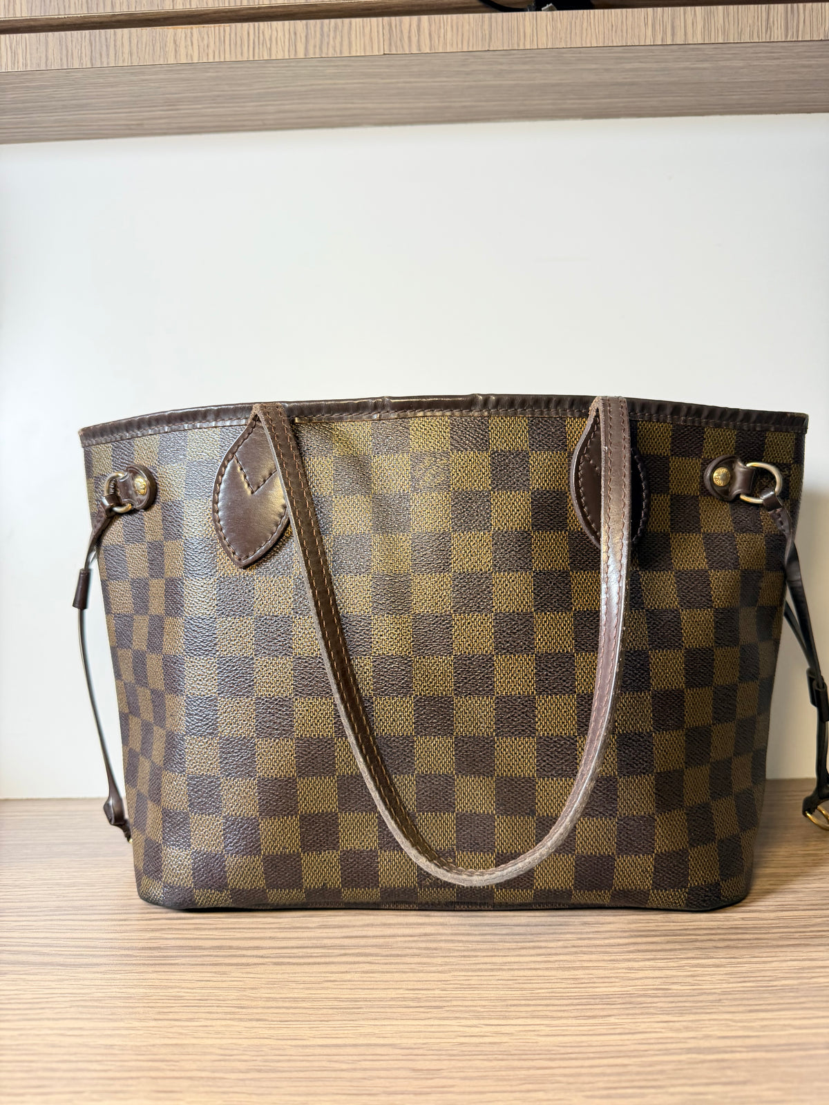 Louis Vuitton Damier Ebene Neverfull PM – Red Limited Edition Interior