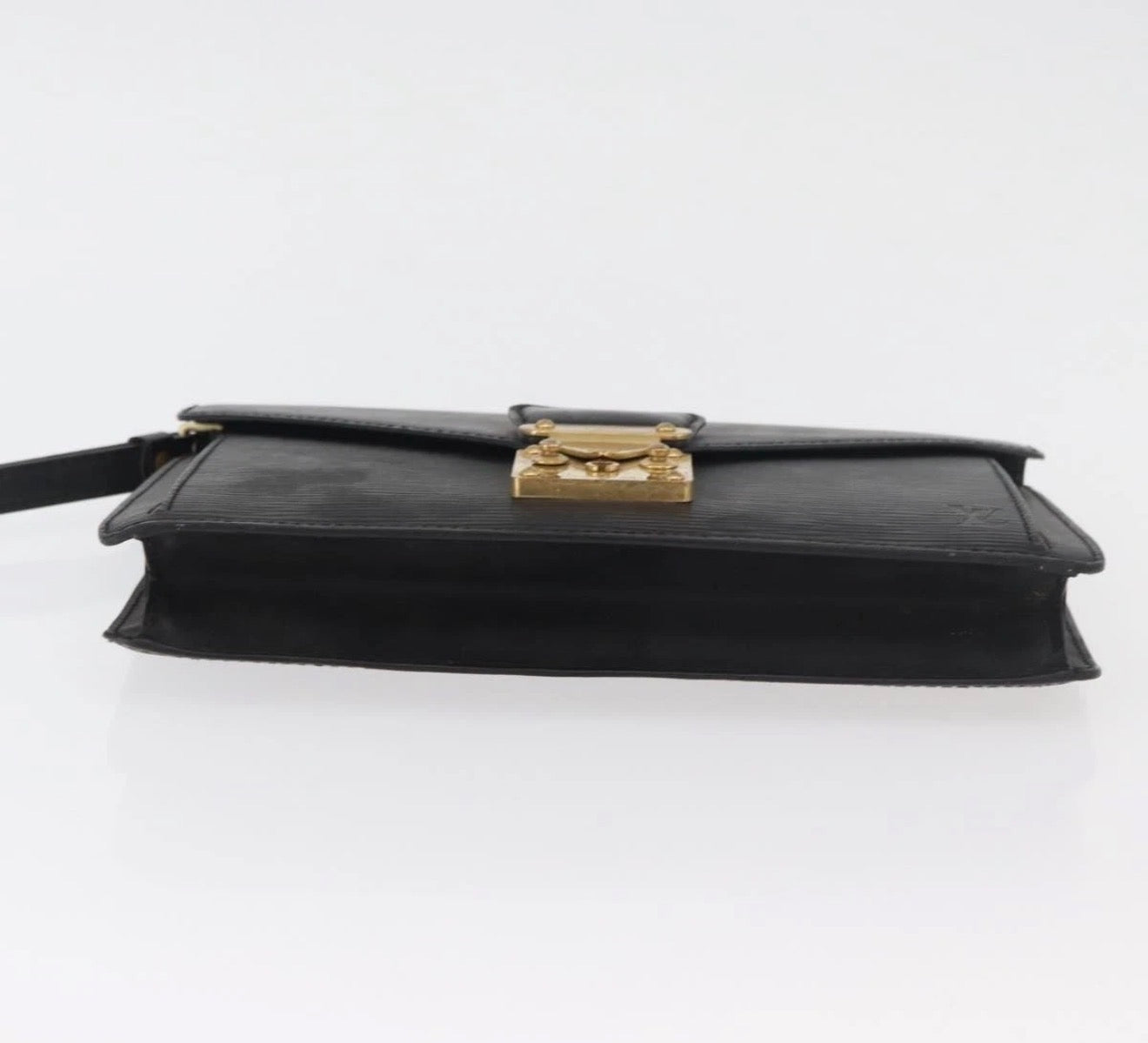 Louis Vuitton Epi Série Dragonne Clutch – Black