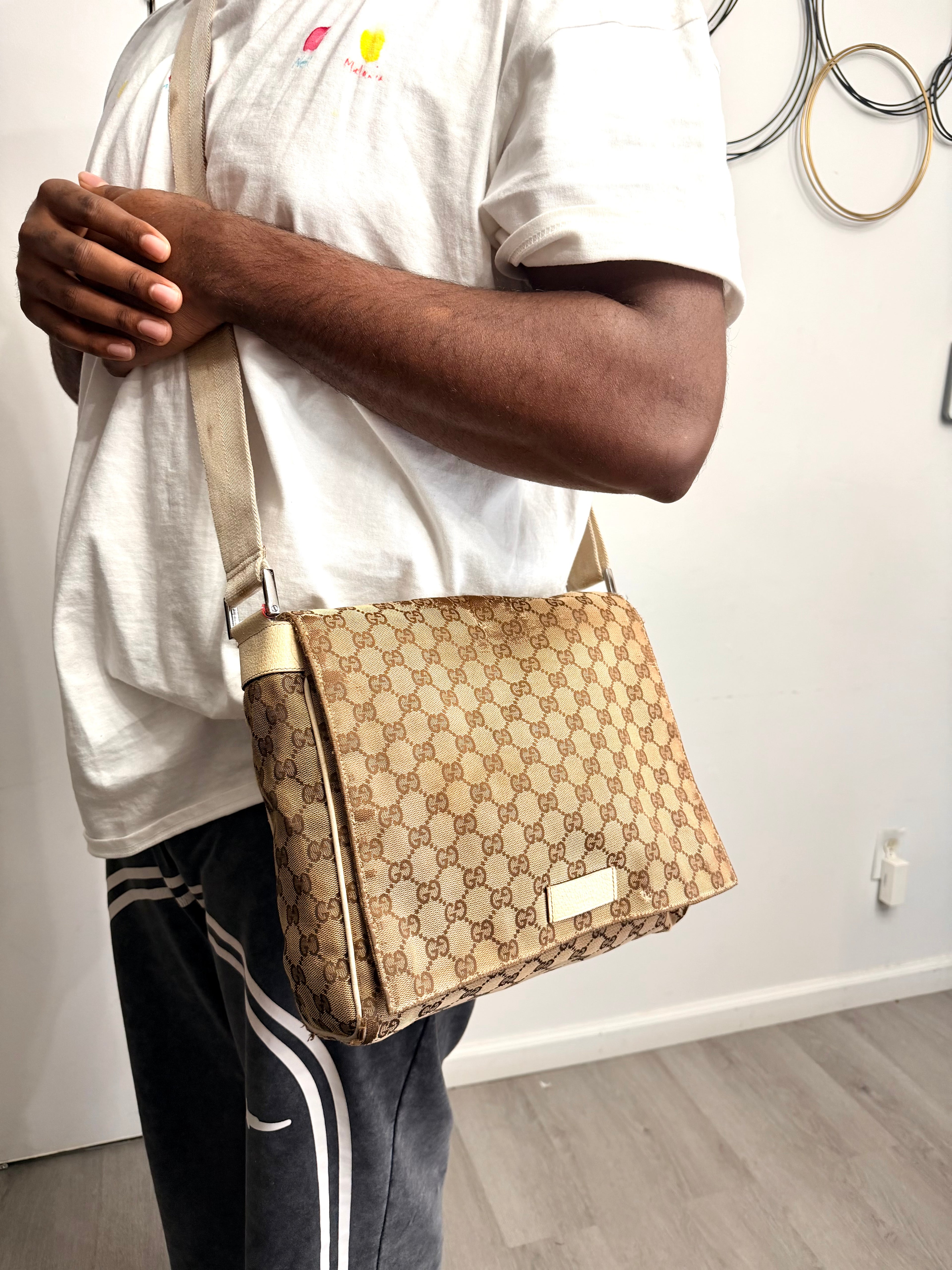 Gucci GG Canvas Messanger Bag