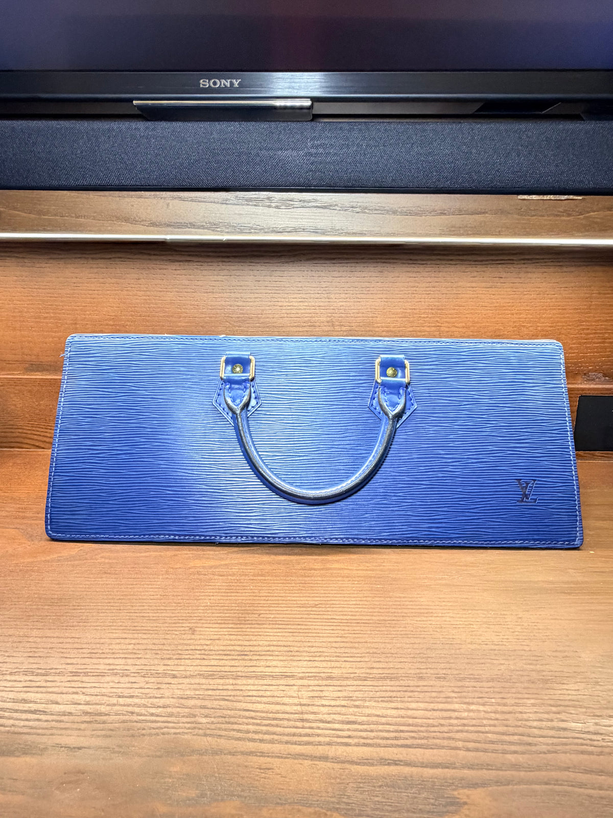 Louis Vuitton Vintage Sac Triangle – Toledo Blue Epi Leather