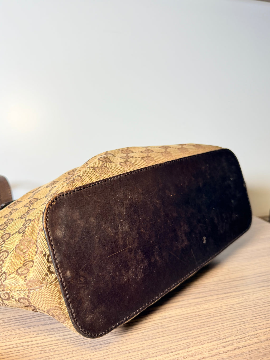 Gucci Vintage GG Monogram Canvas Tote Bag – Brown Leather Buckle Detail