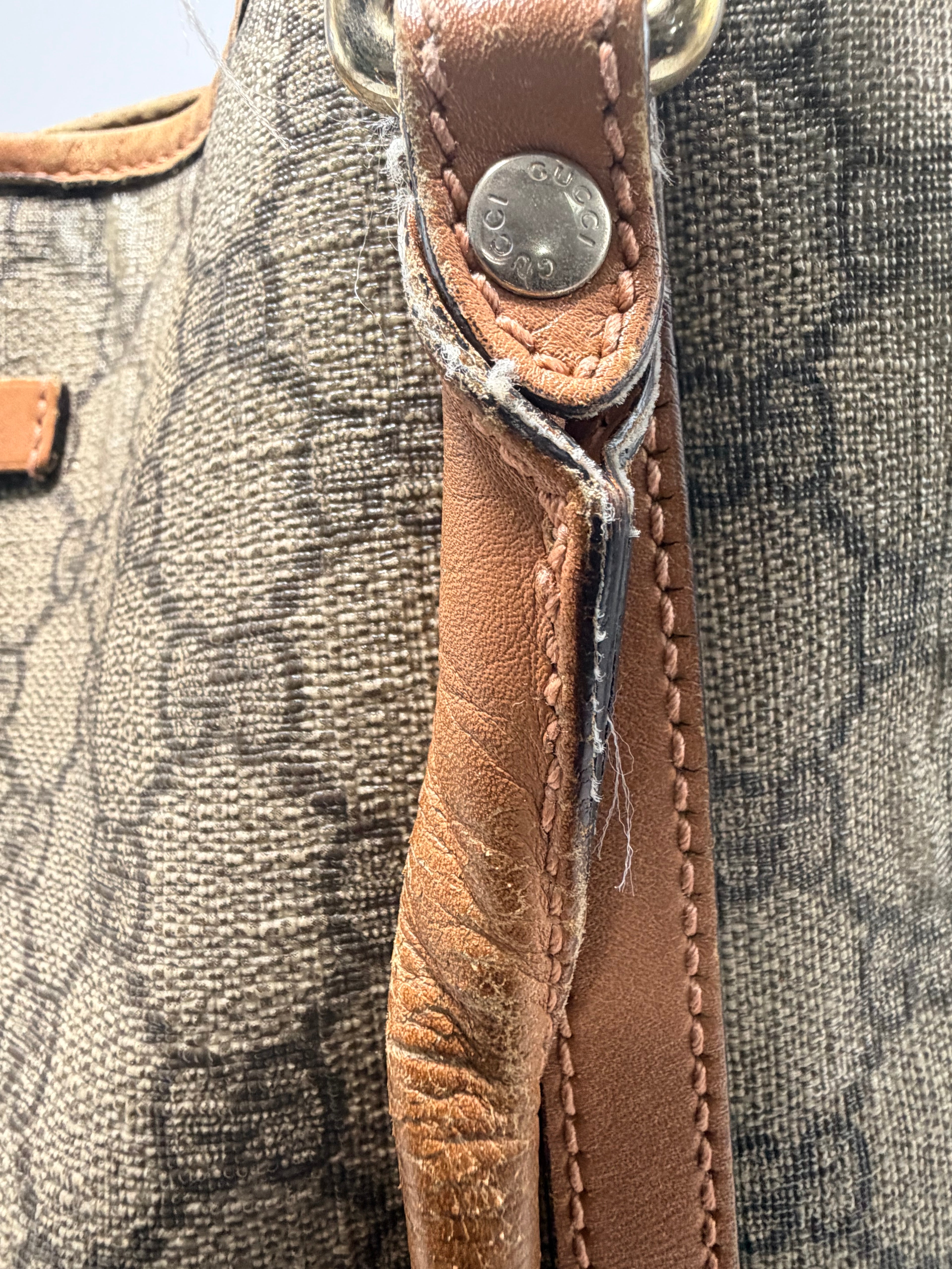 GUCCI GG Canvas Tote – Beige/Ebony with Brown Leather Trim