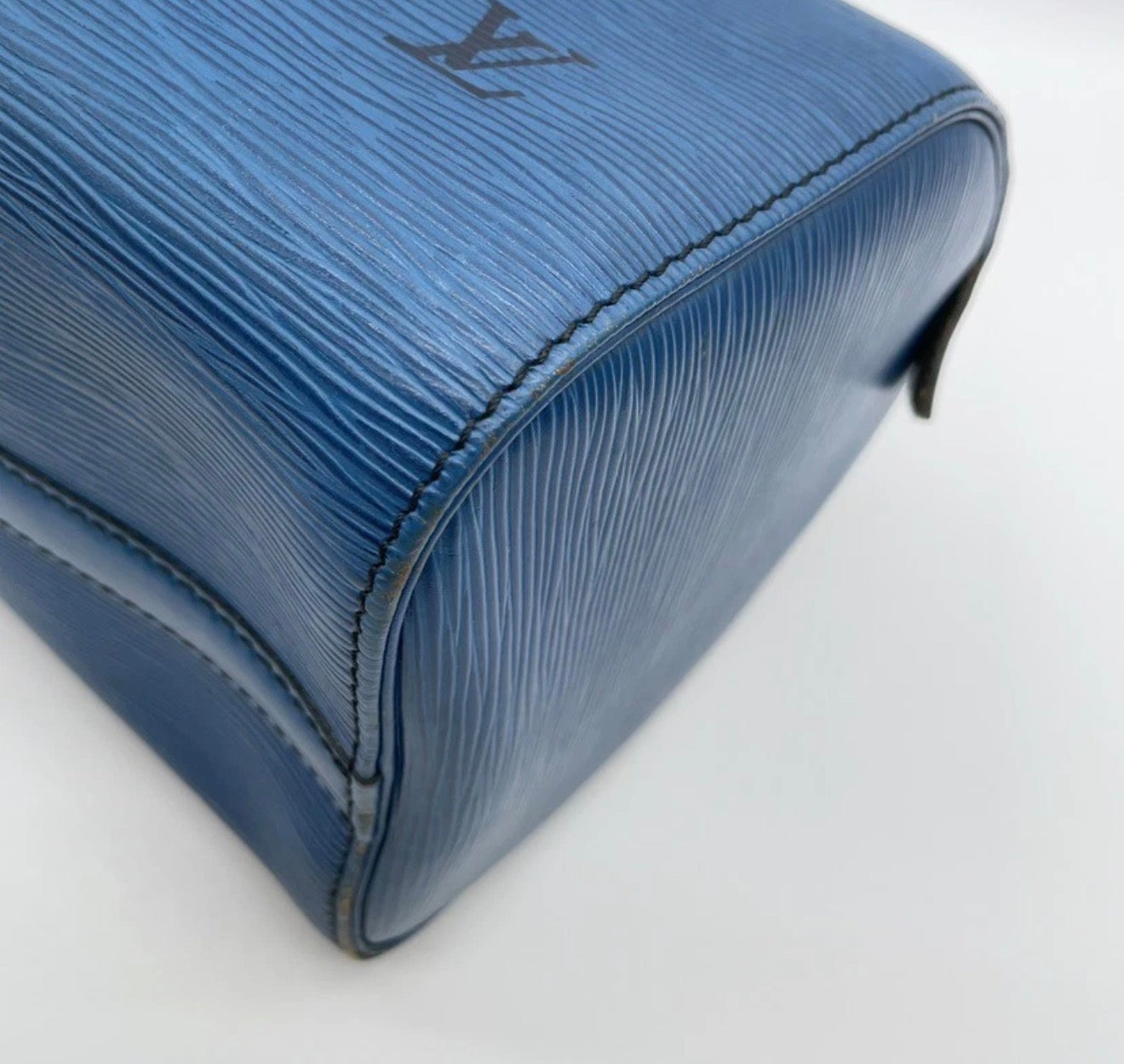 Louis Vuitton Speedy 25 Epi Toledo Blue