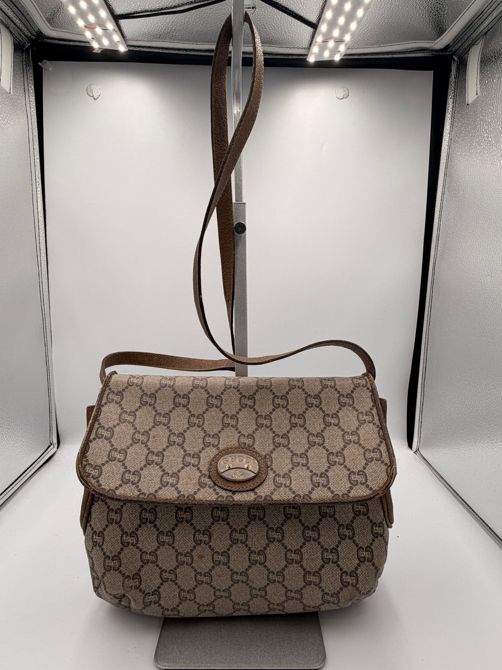 Gucci Plus GG Supreme Crossbody Bag