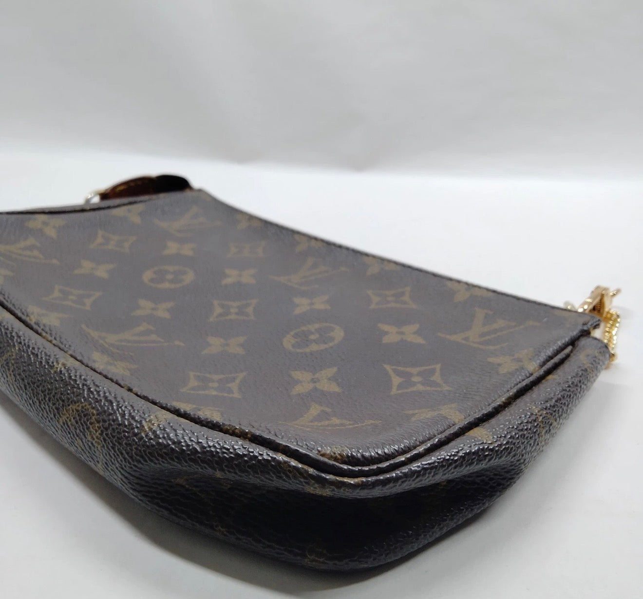 Louis Vuitton Monogram Pochette