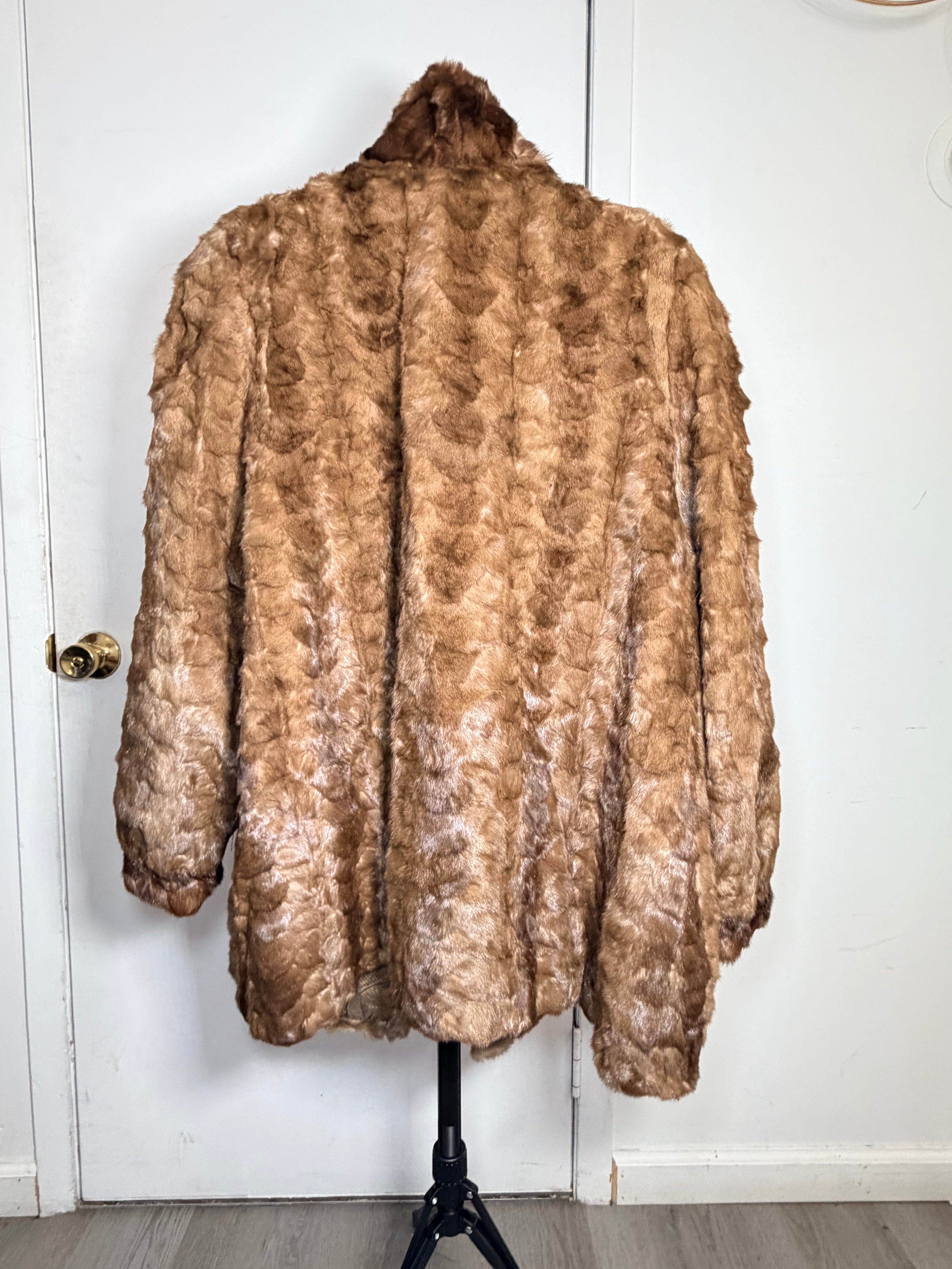 Vintage Honey Mink Fur Coat – XL 037