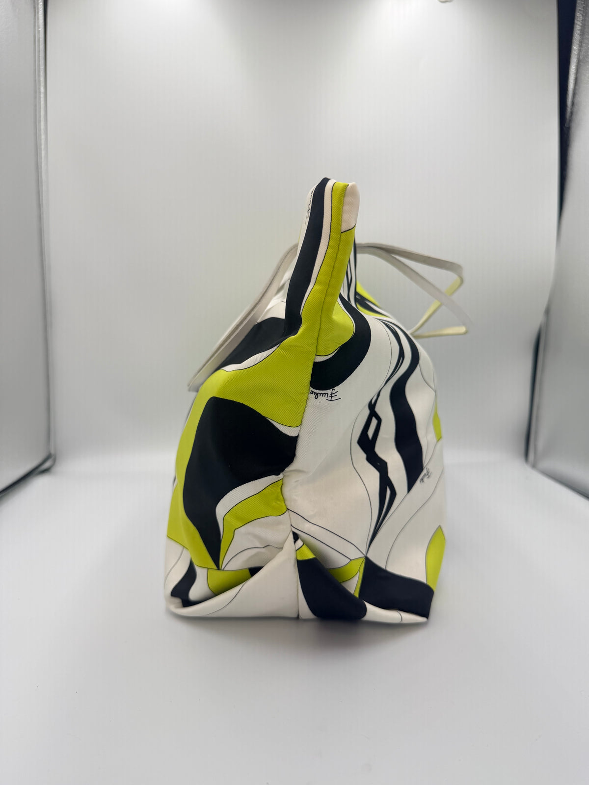 Emilio Pucci Signature Print Large Tote – Lime Green / Black / White