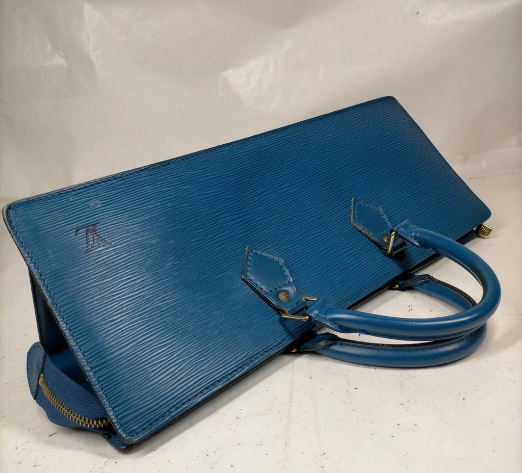 Louis Vuitton Epi Sac Triangle – Toledo Blue