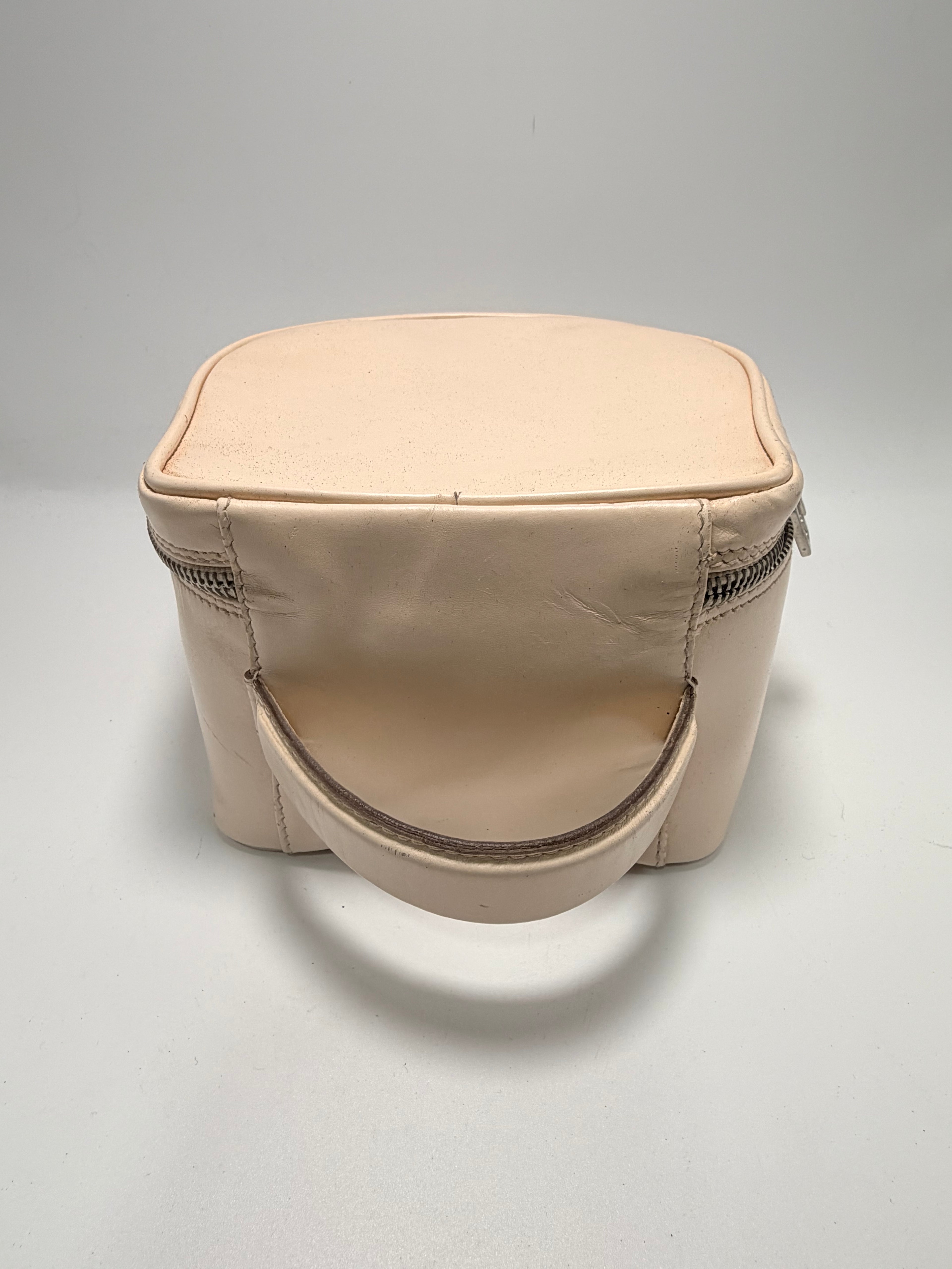 Vintage GUCCI Leather Vanity Case – Cream