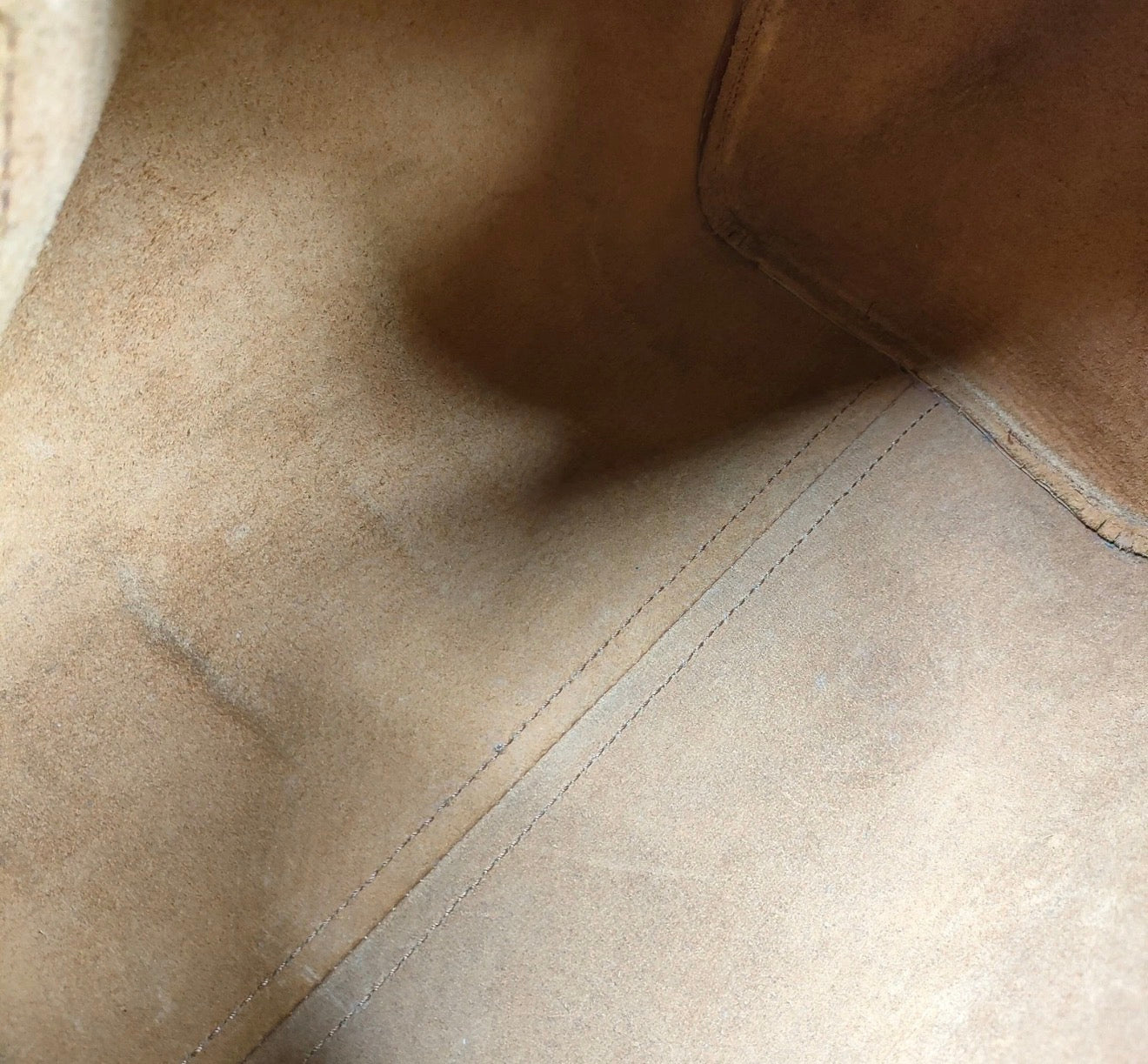 Louis Vuitton Epi Speedy 30 – Kenyan Brown