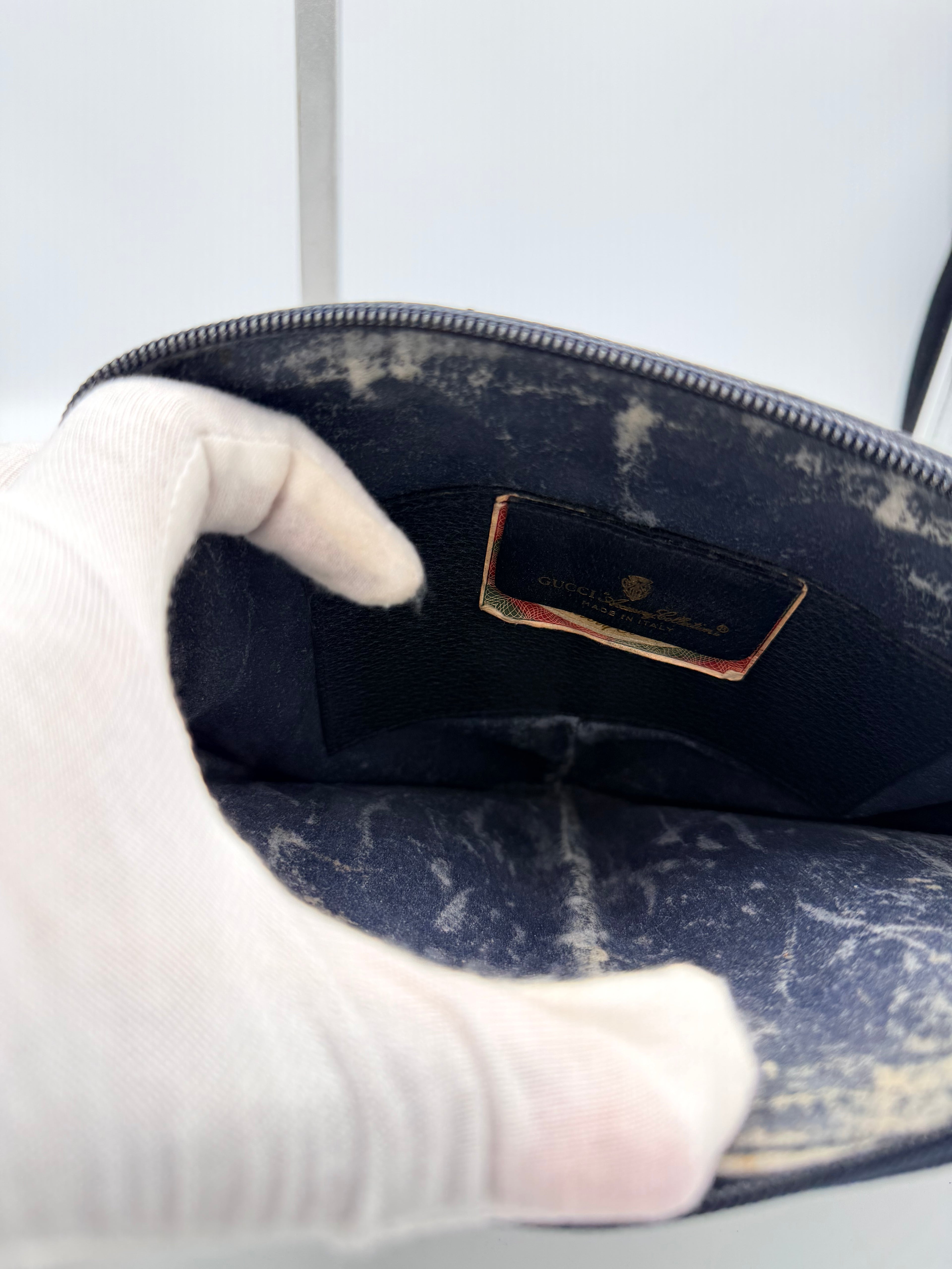 Gucci GG Supreme Mini Crossbody Bag