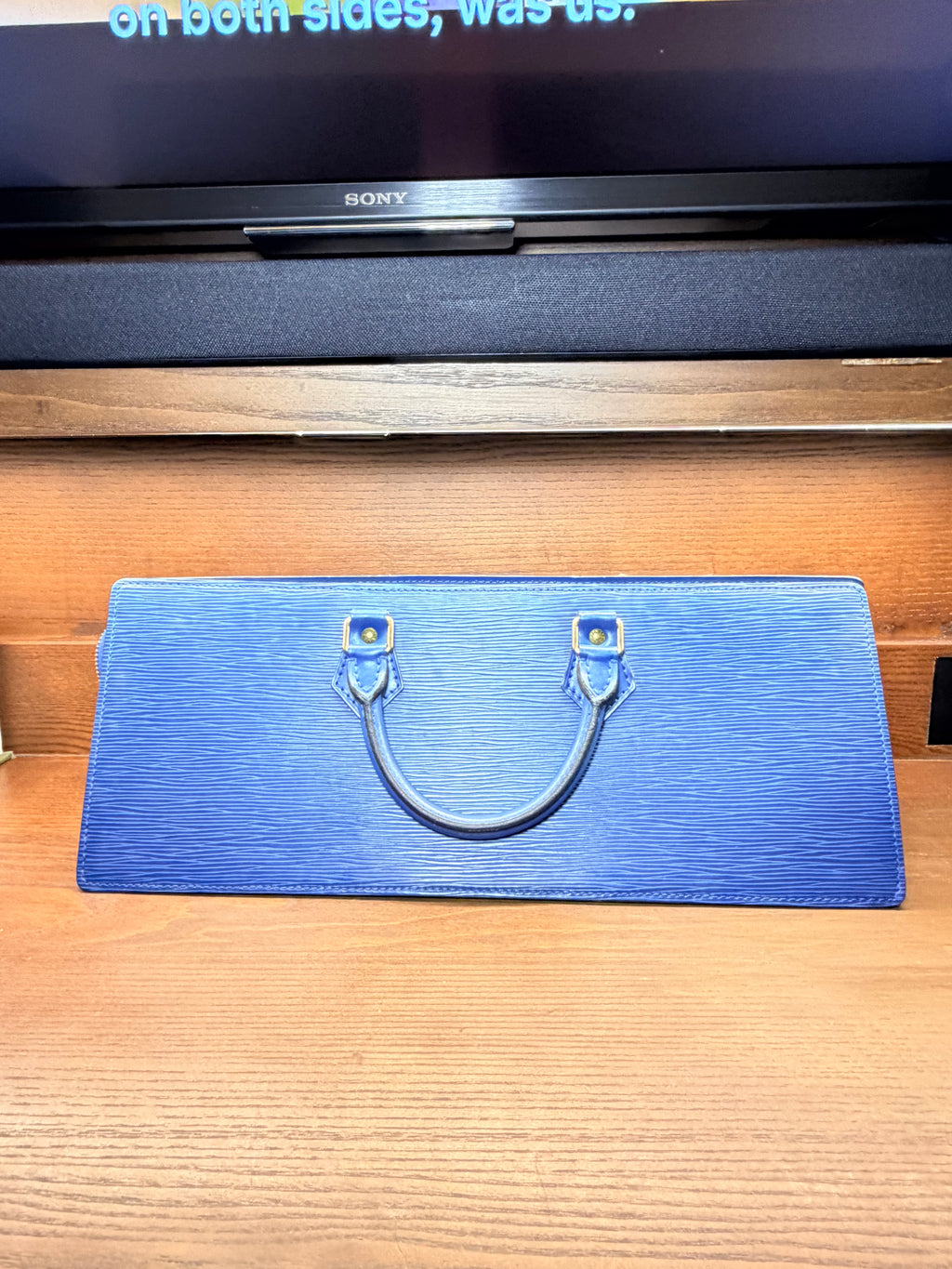 Louis Vuitton Vintage Sac Triangle – Toledo Blue Epi Leather